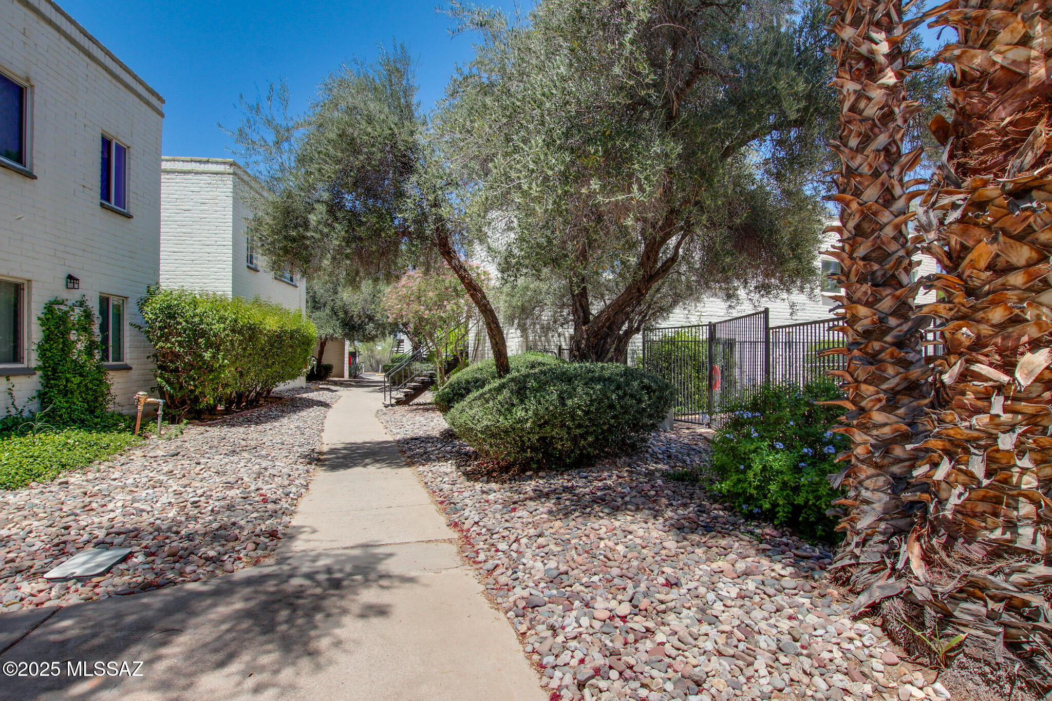 8450 E Old Spanish Trail Unit: 157