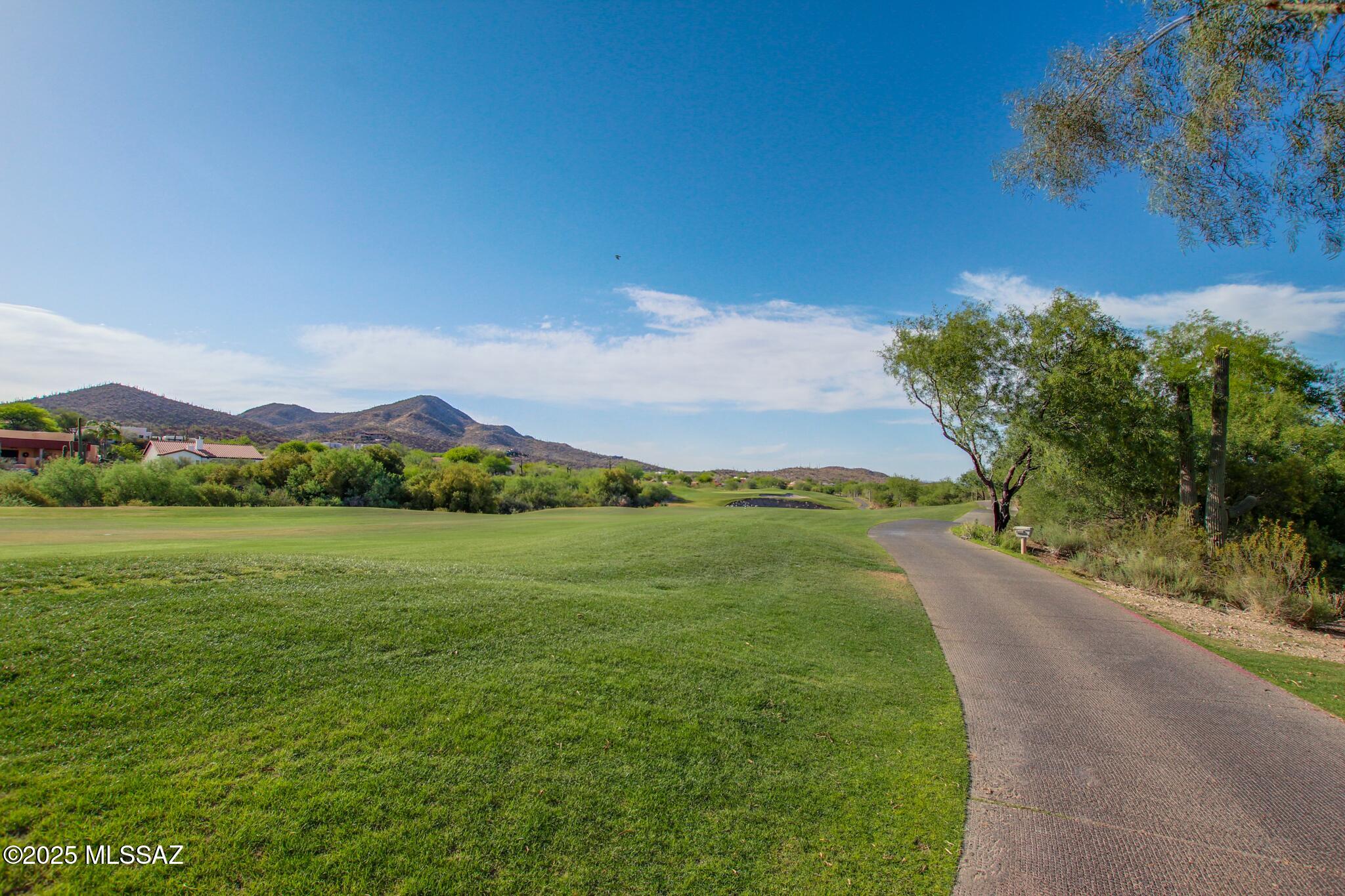 3152 W Tumamoc Drive Unit: 8