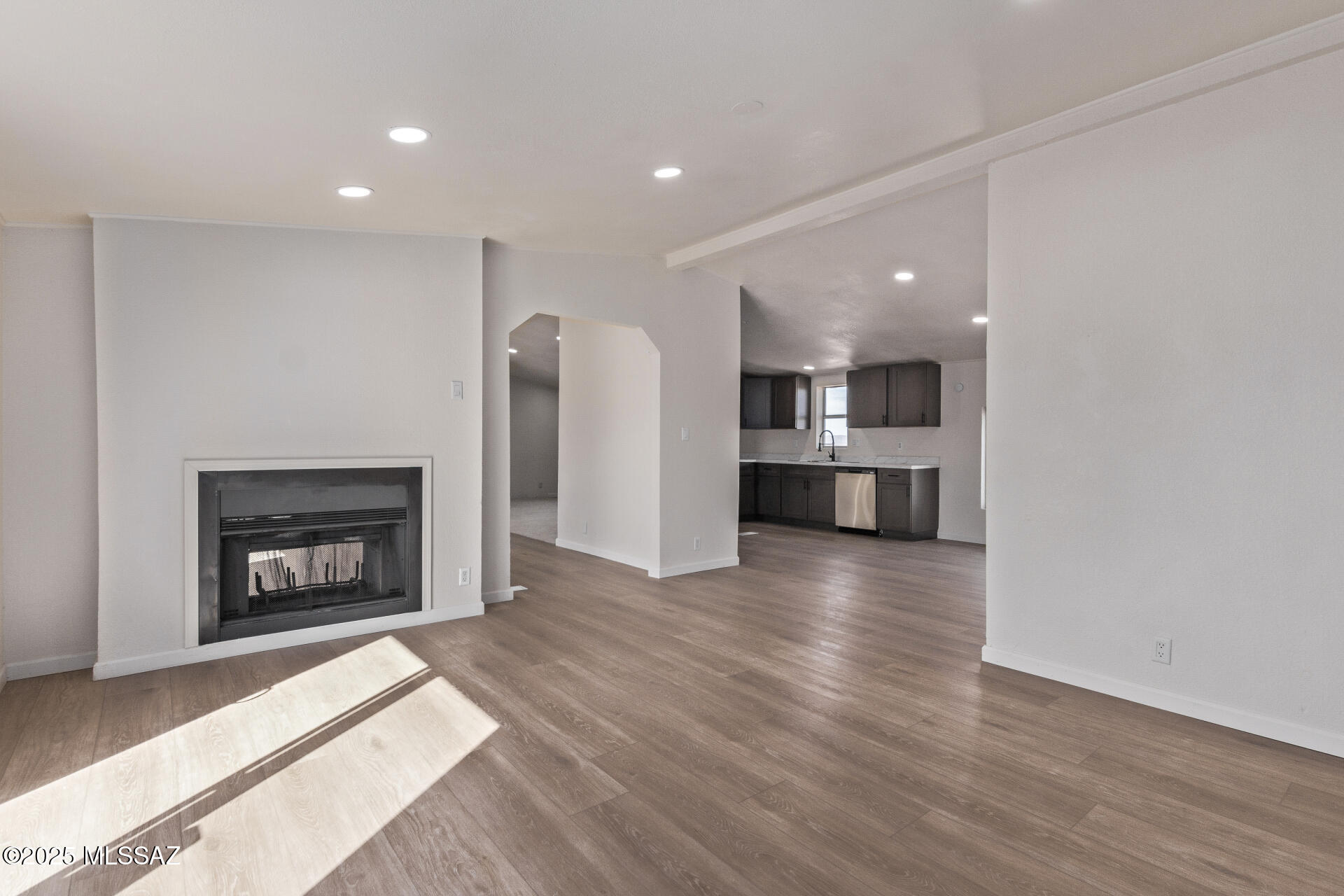 8706 E Aarons Run