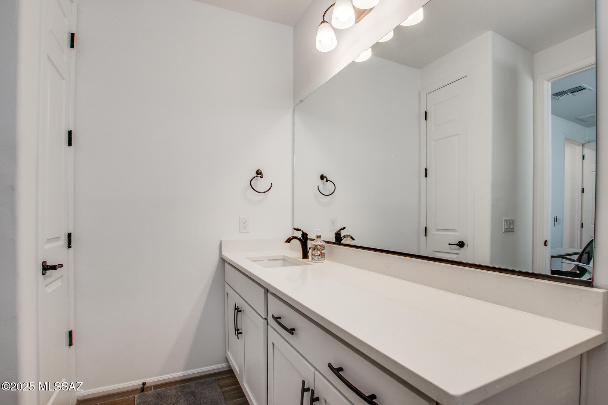 9752 E Carr Peak Trail