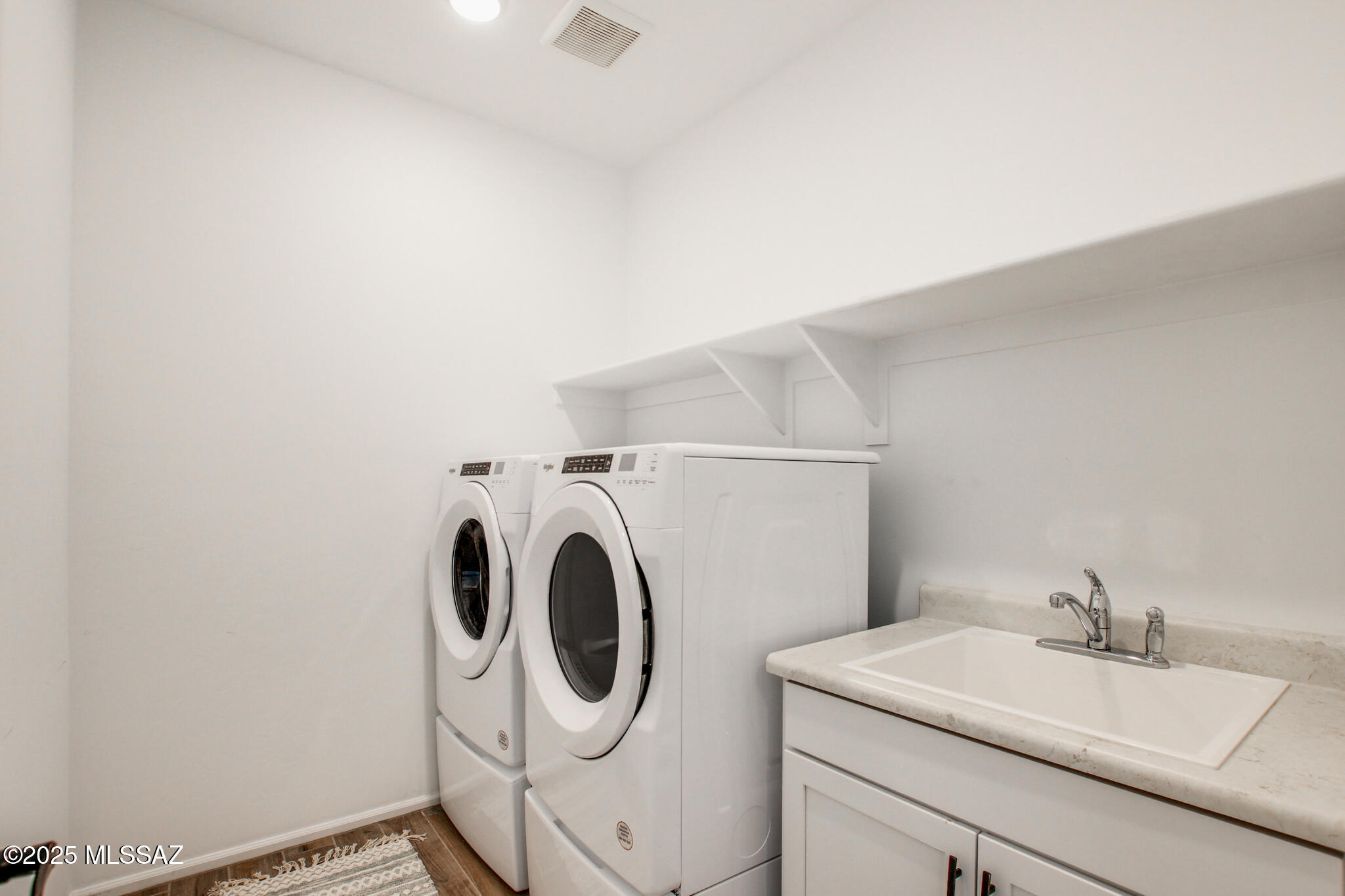 9752 E Carr Peak Trail