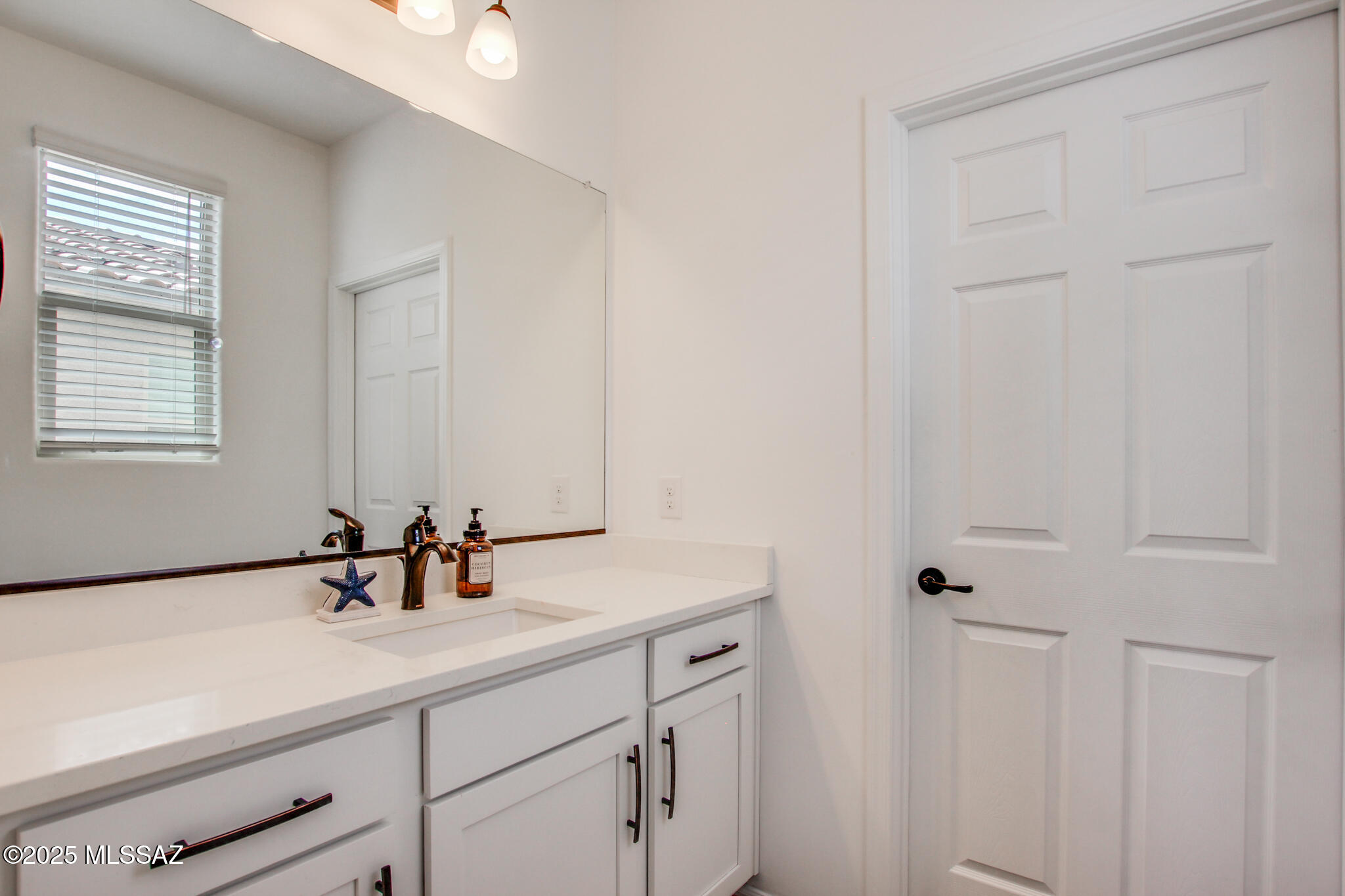 9752 E Carr Peak Trail