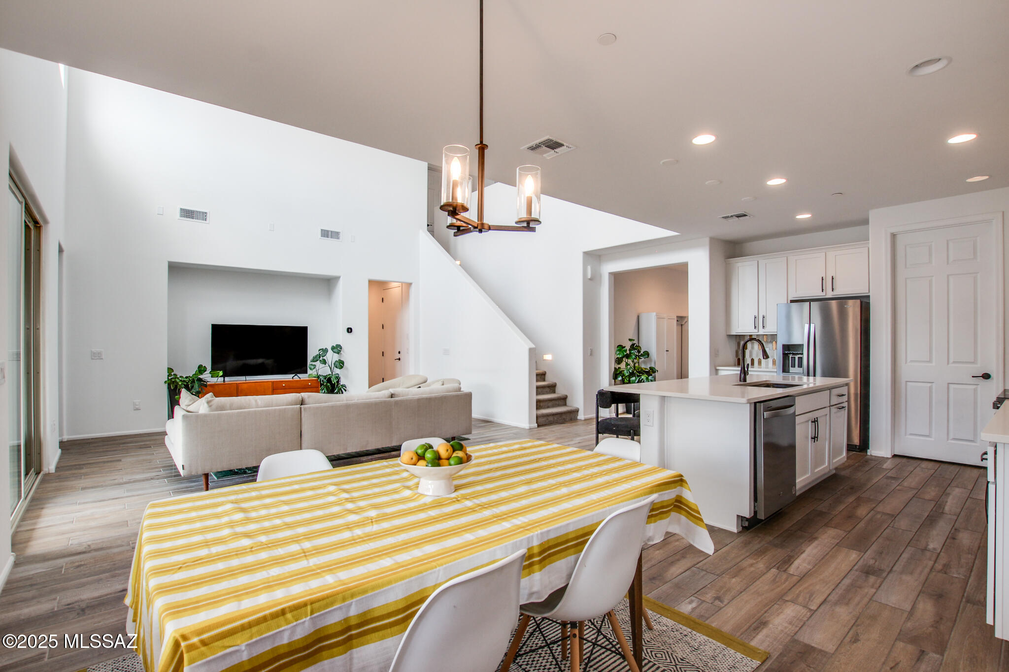 9752 E Carr Peak Trail