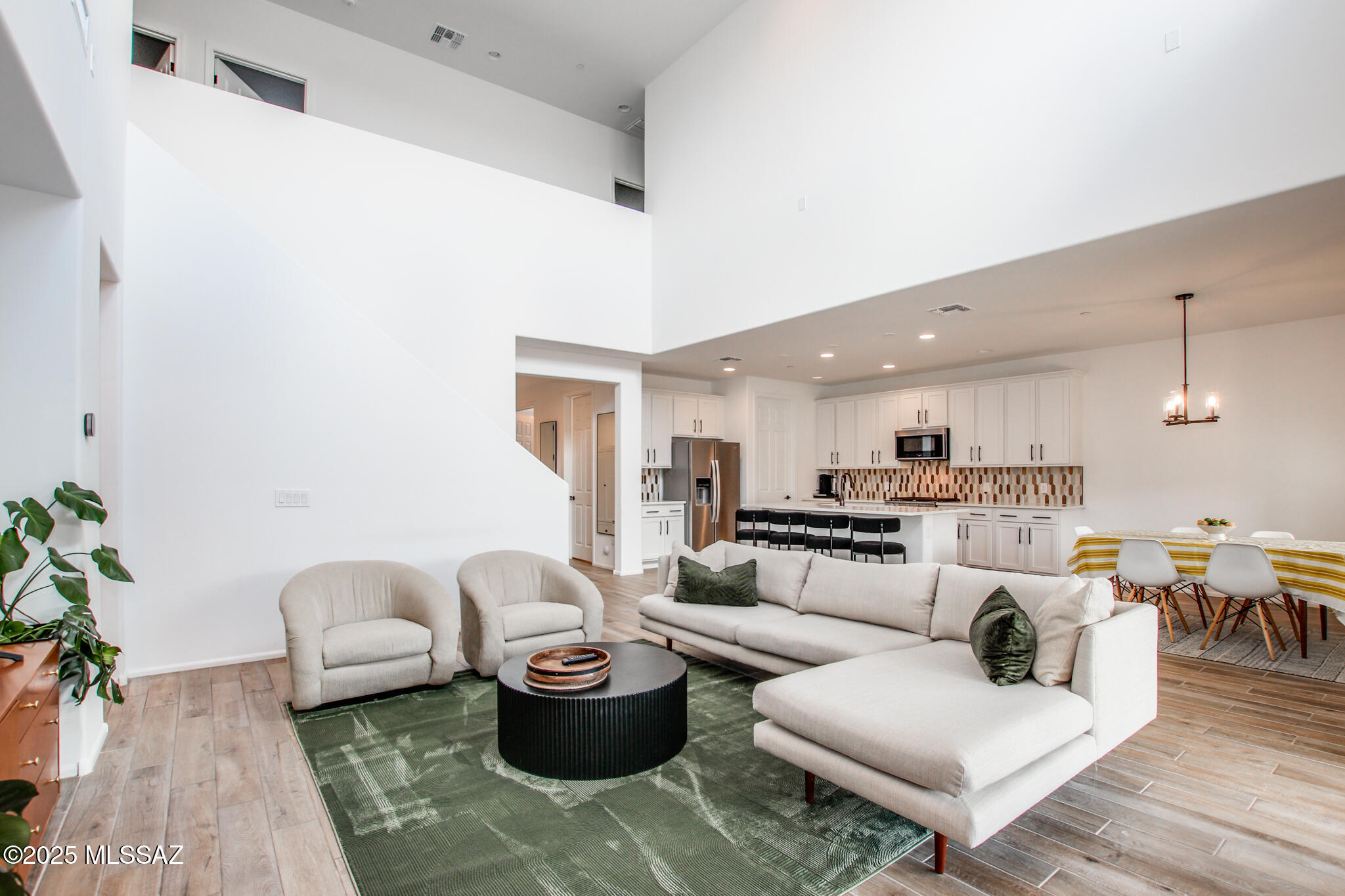 9752 E Carr Peak Trail