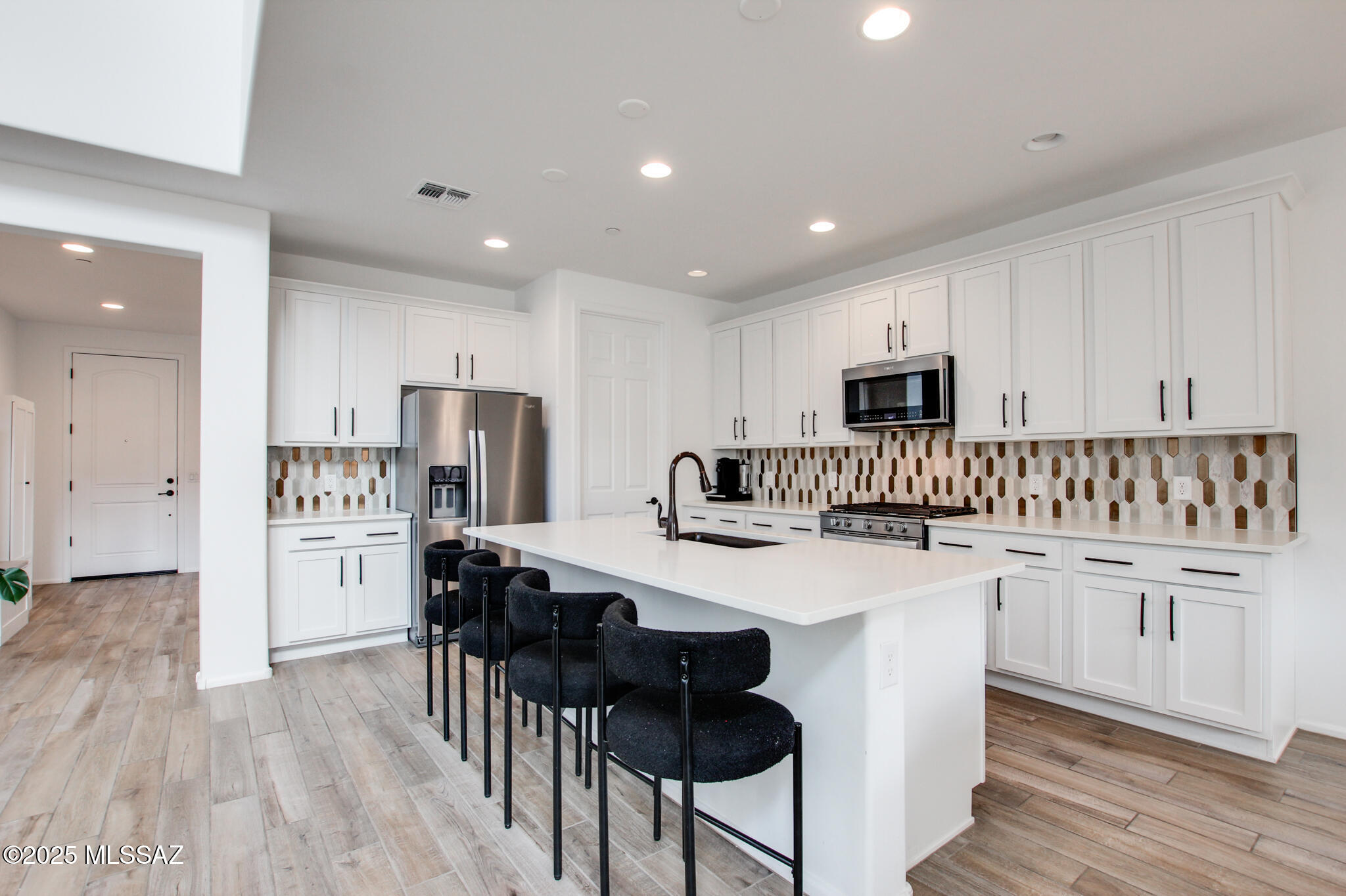 9752 E Carr Peak Trail