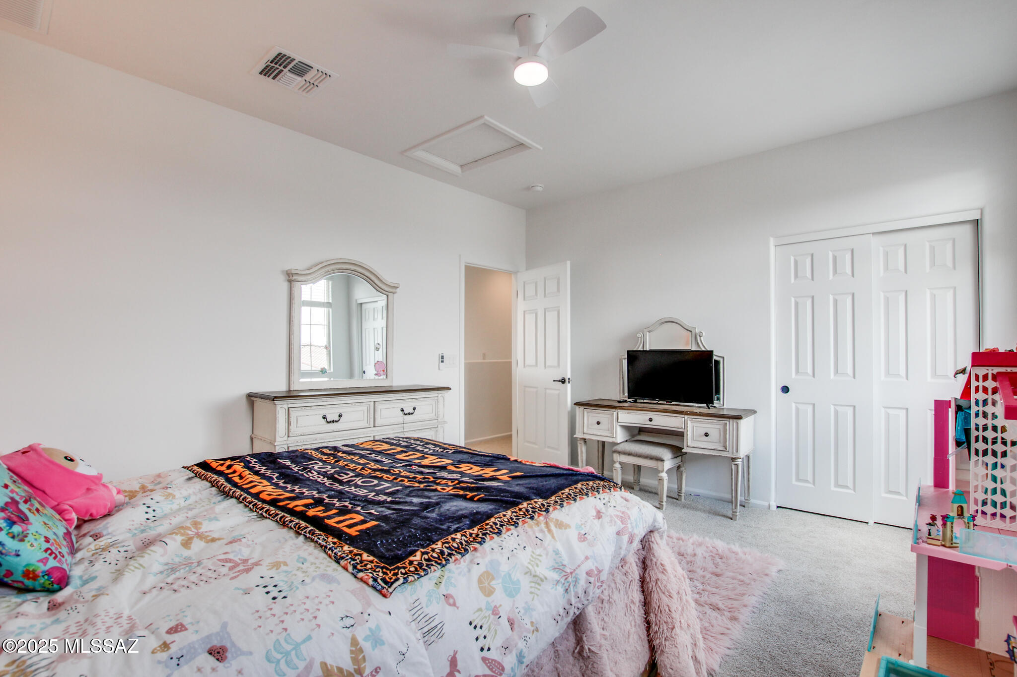 9752 E Carr Peak Trail