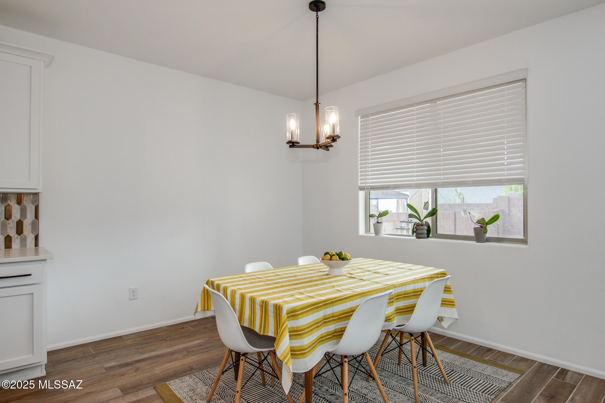 9752 E Carr Peak Trail