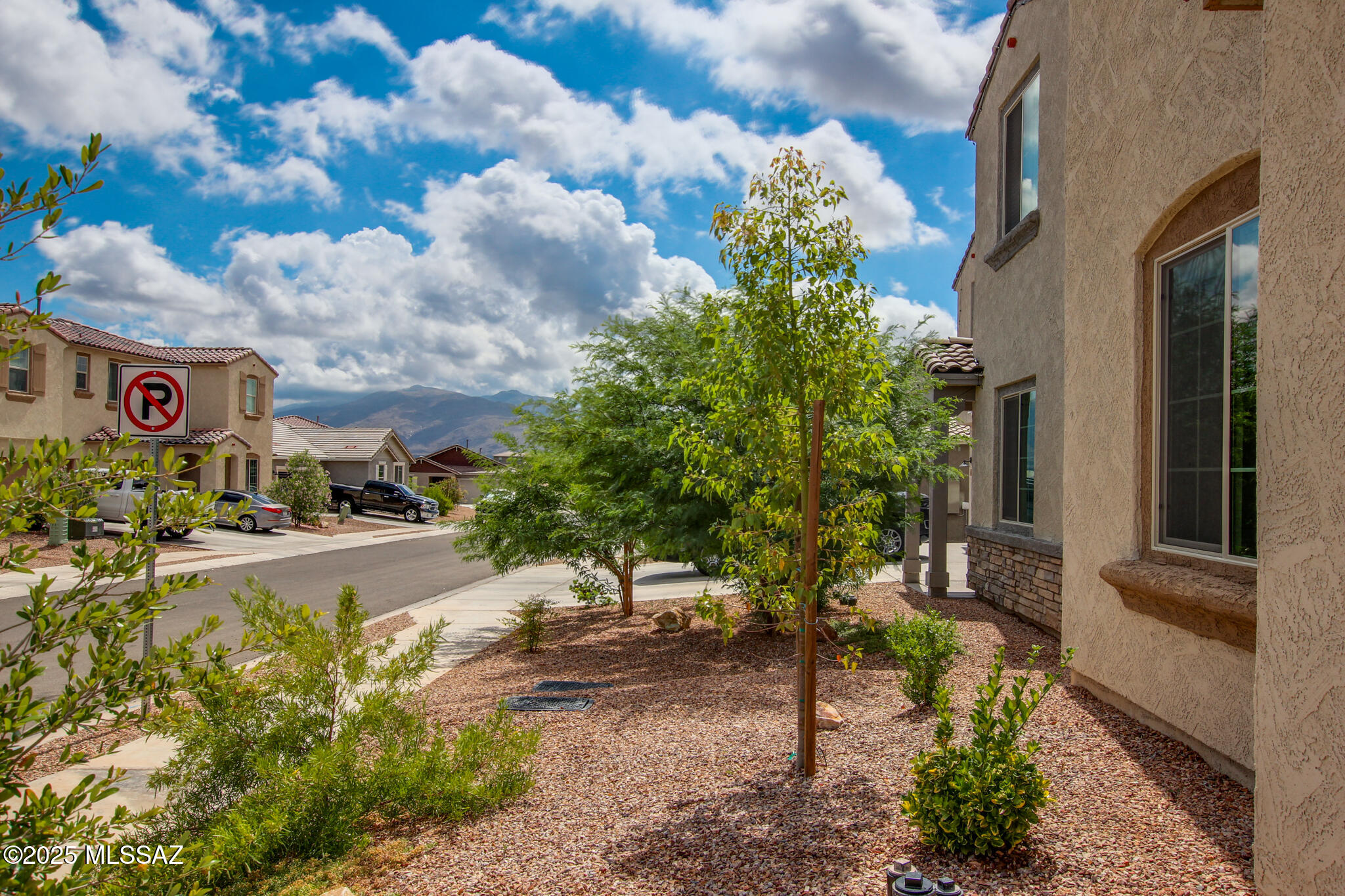 9752 E Carr Peak Trail