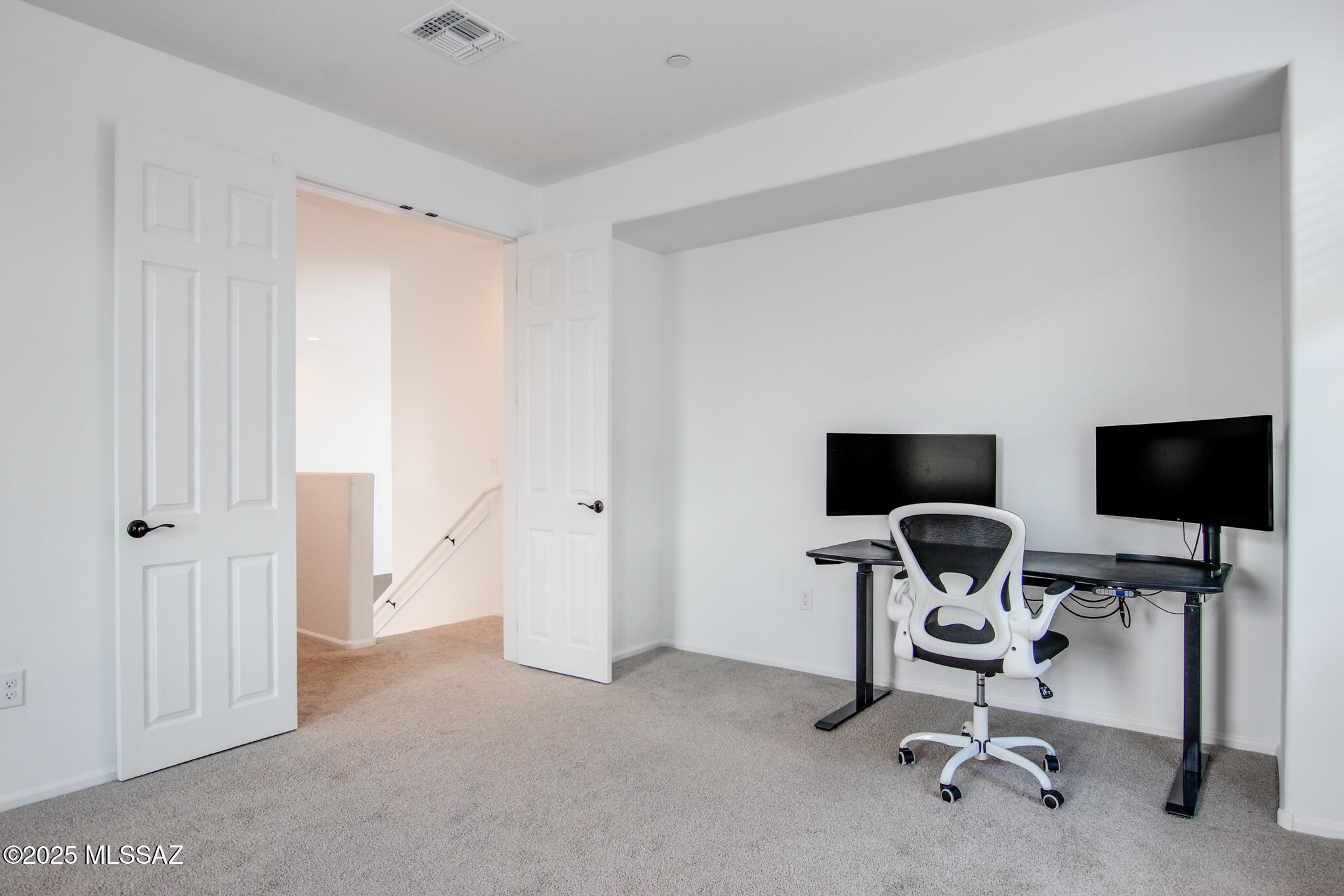 9752 E Carr Peak Trail