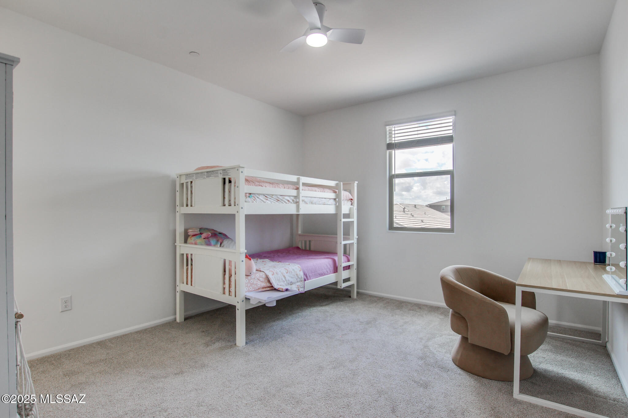 9752 E Carr Peak Trail