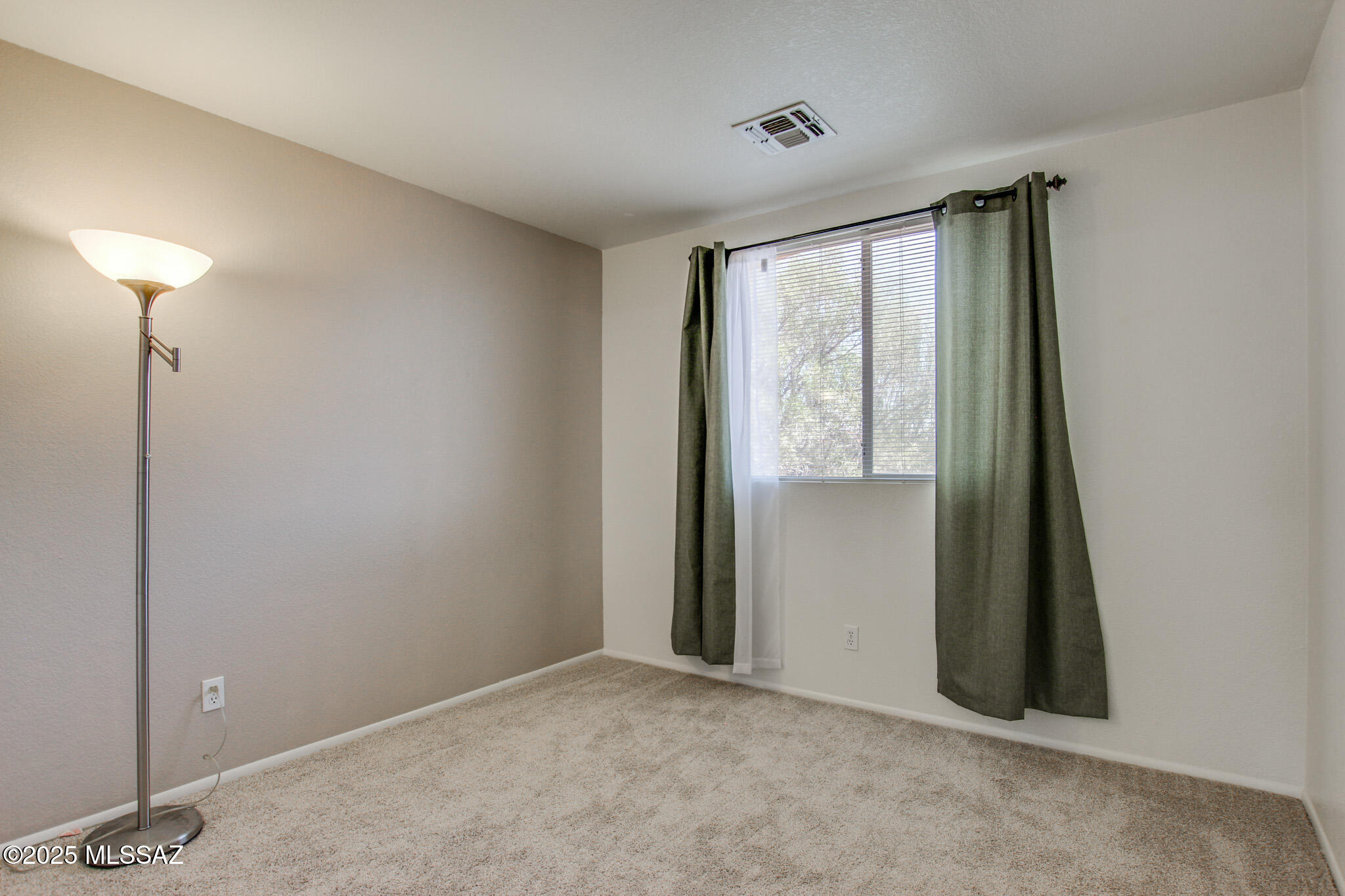 9039 E Autumn Sage Street