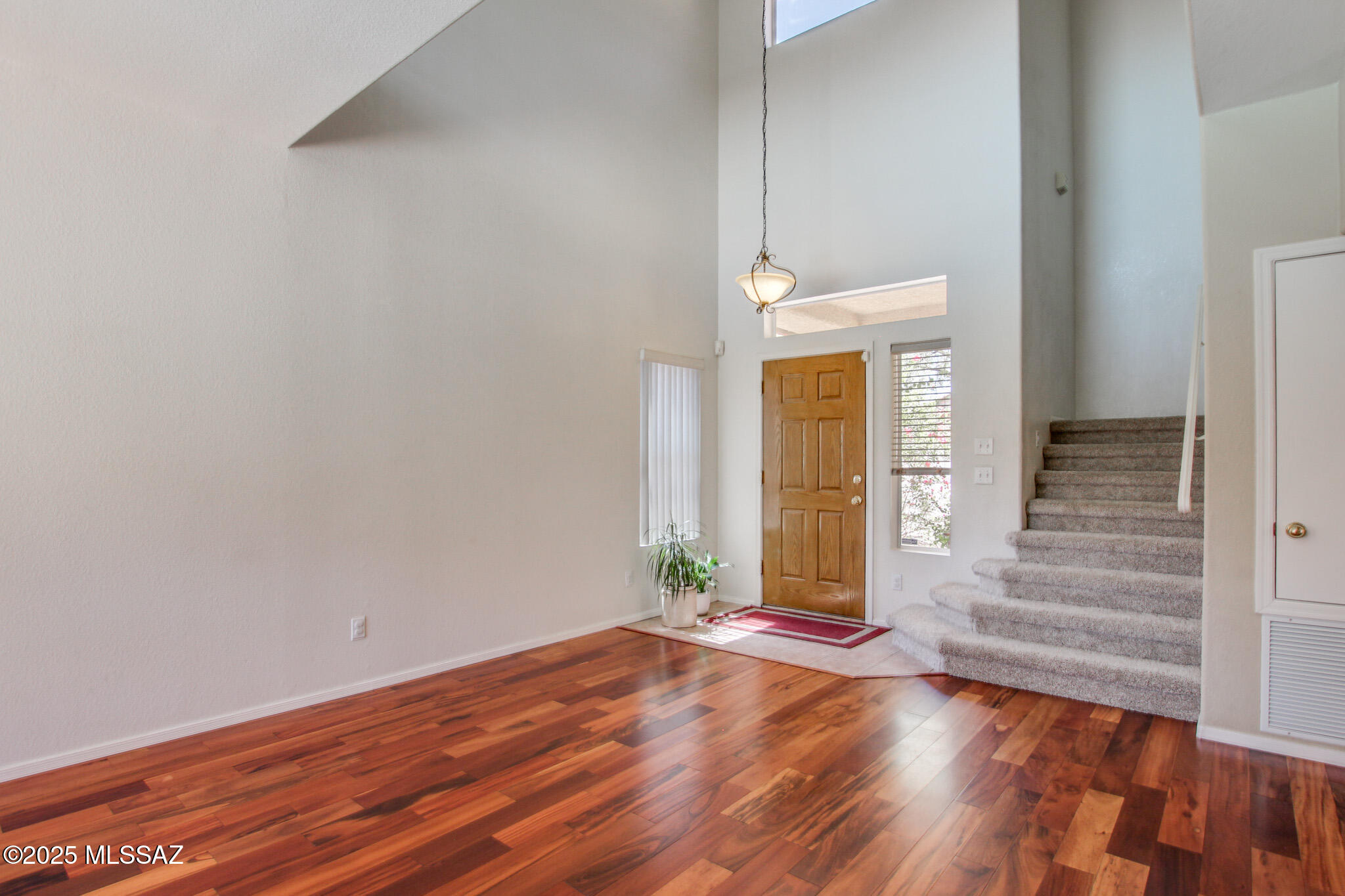 9039 E Autumn Sage Street