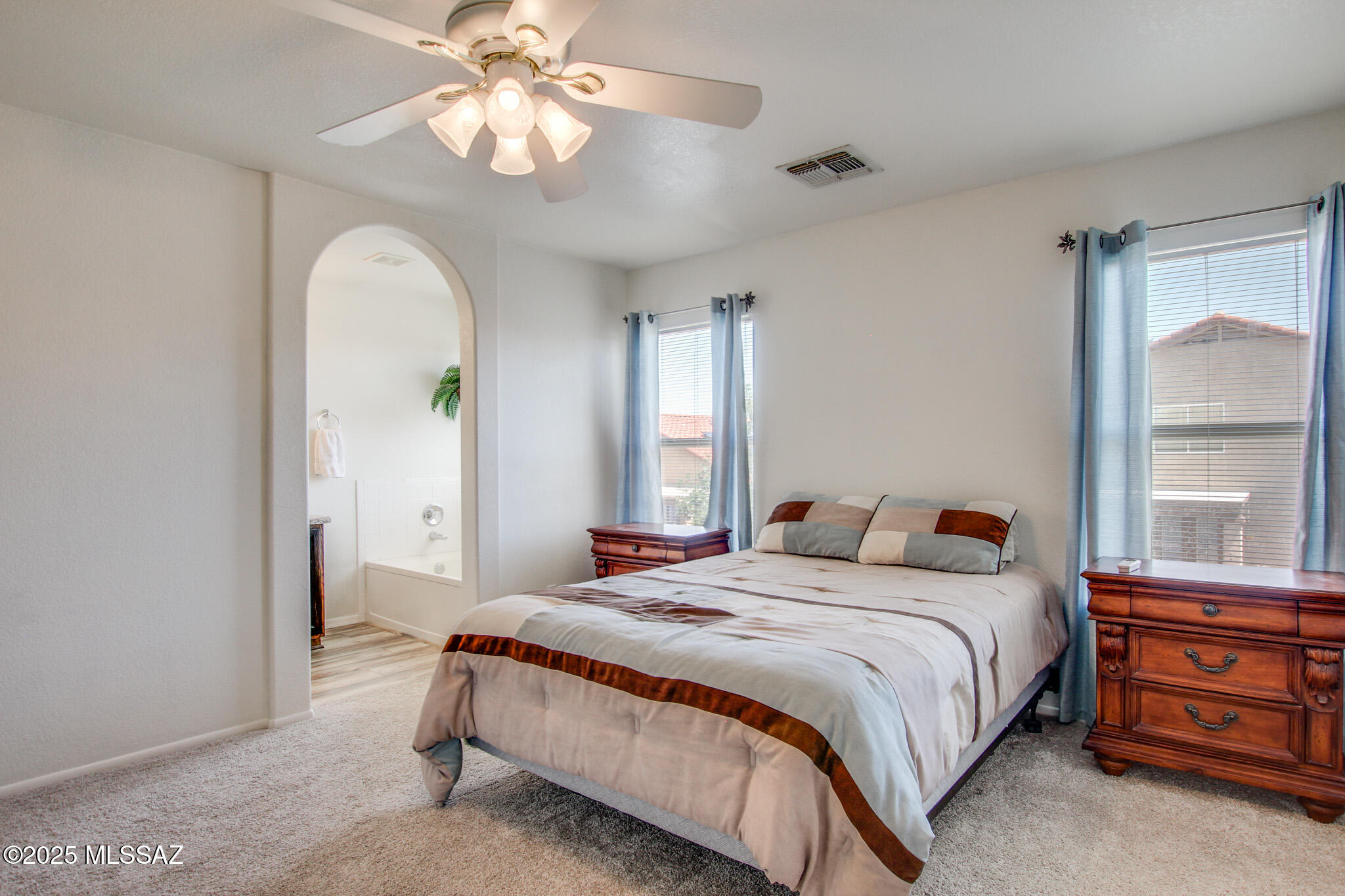 9039 E Autumn Sage Street