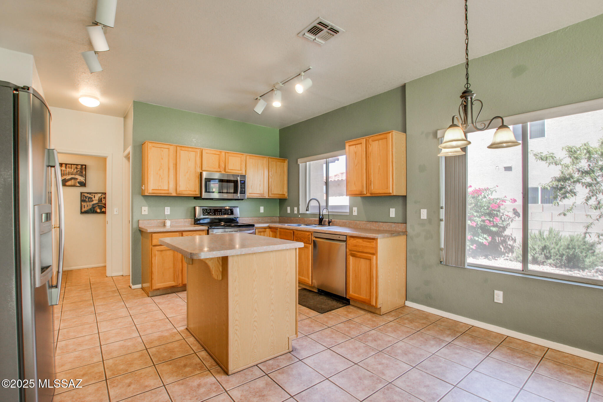 9039 E Autumn Sage Street