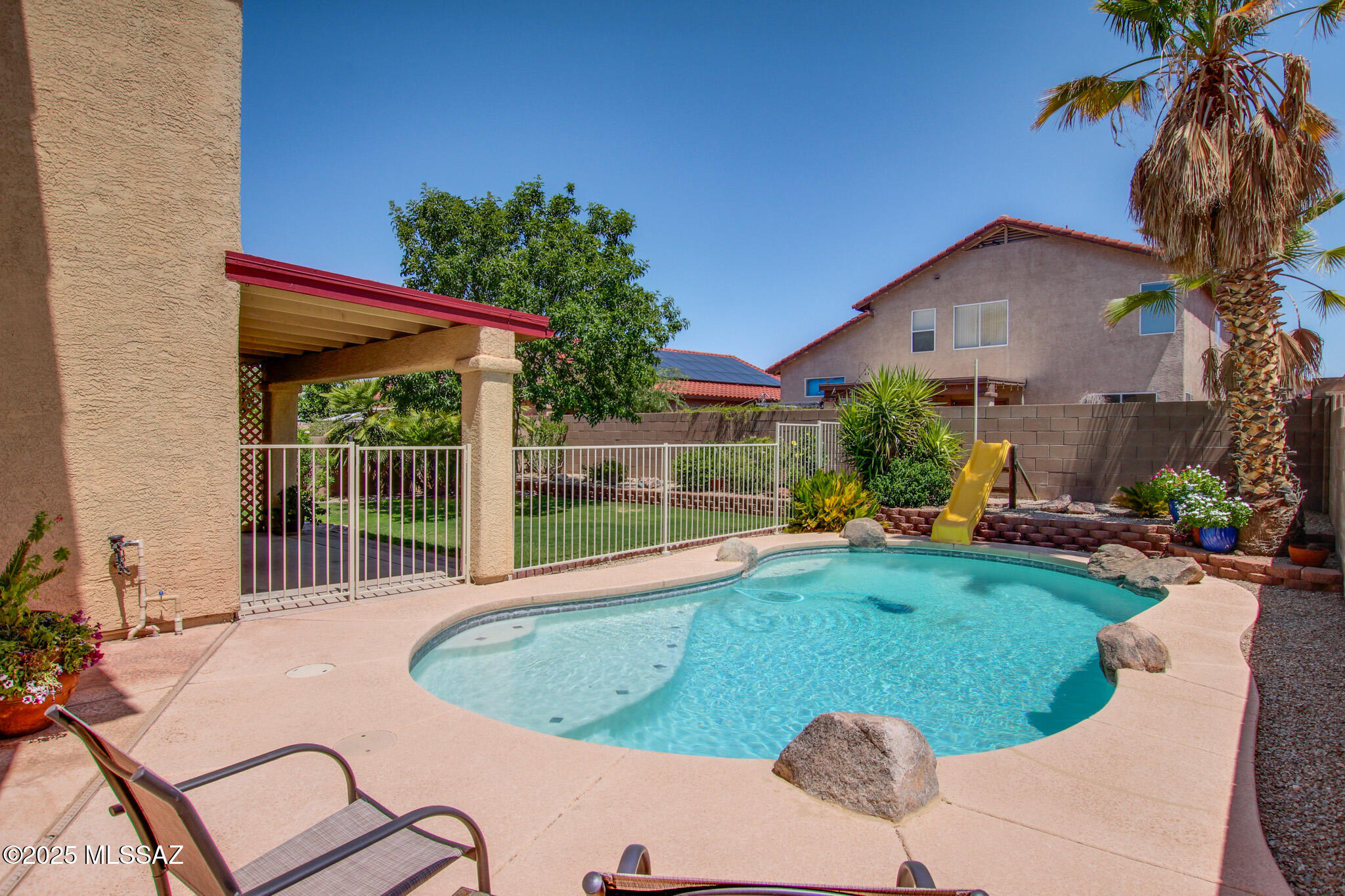 9039 E Autumn Sage Street