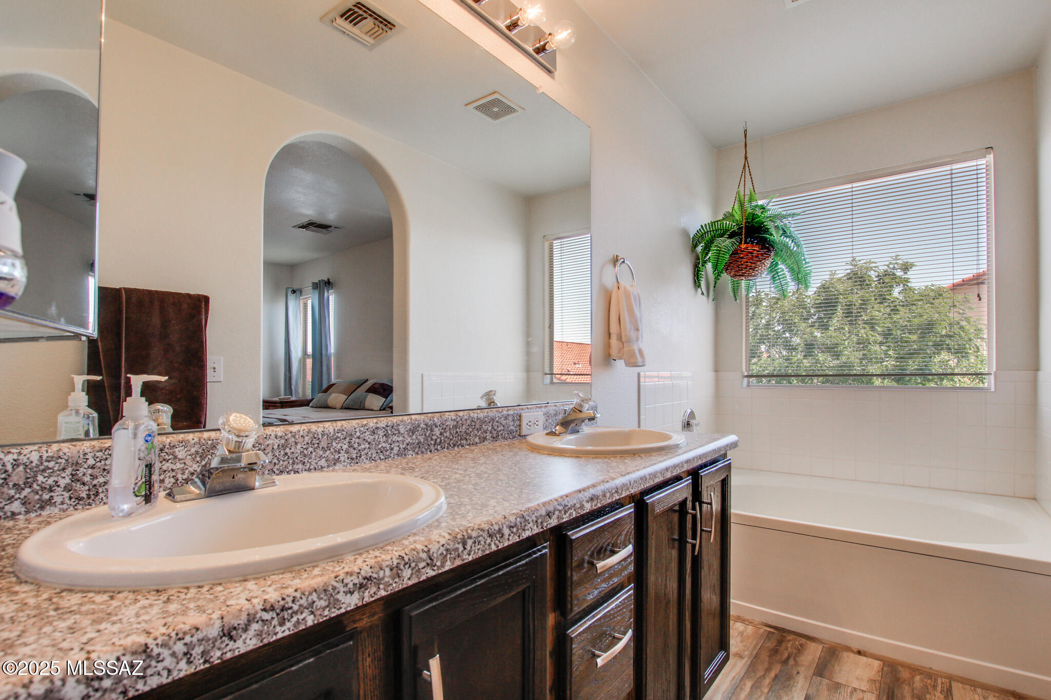 9039 E Autumn Sage Street