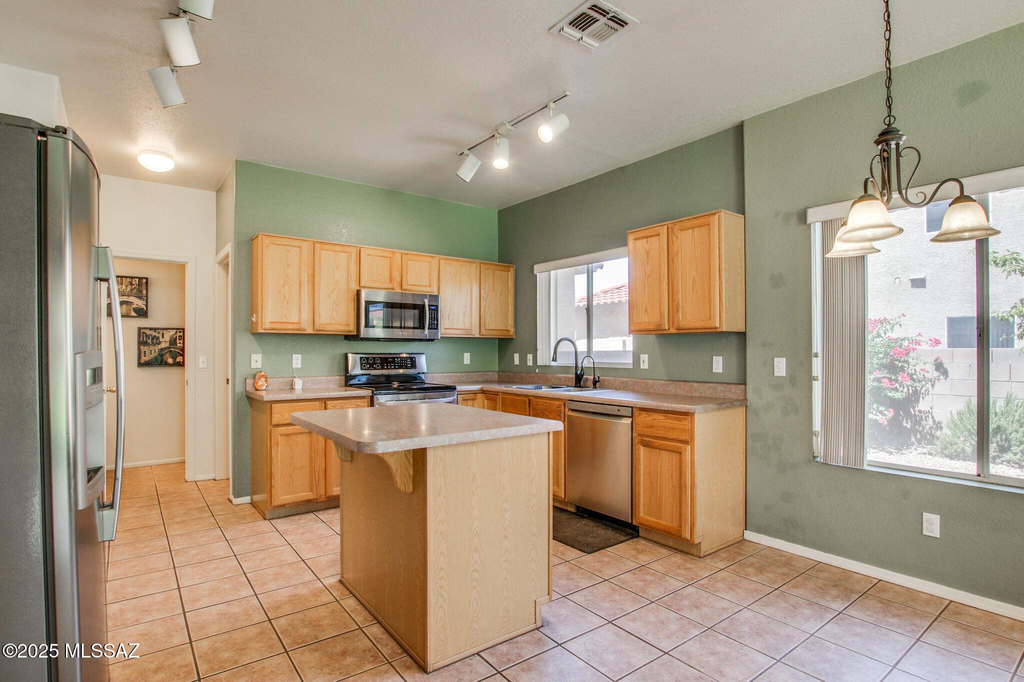 9039 E Autumn Sage Street