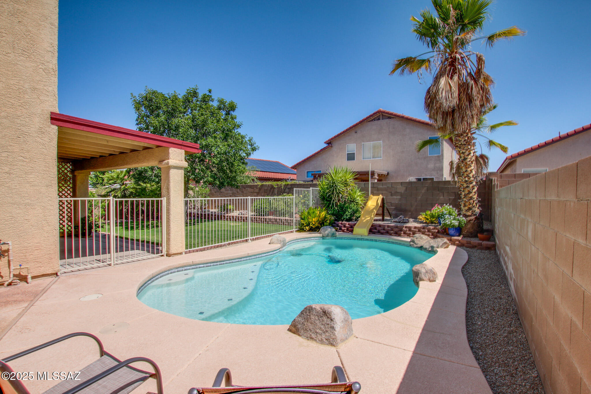 9039 E Autumn Sage Street