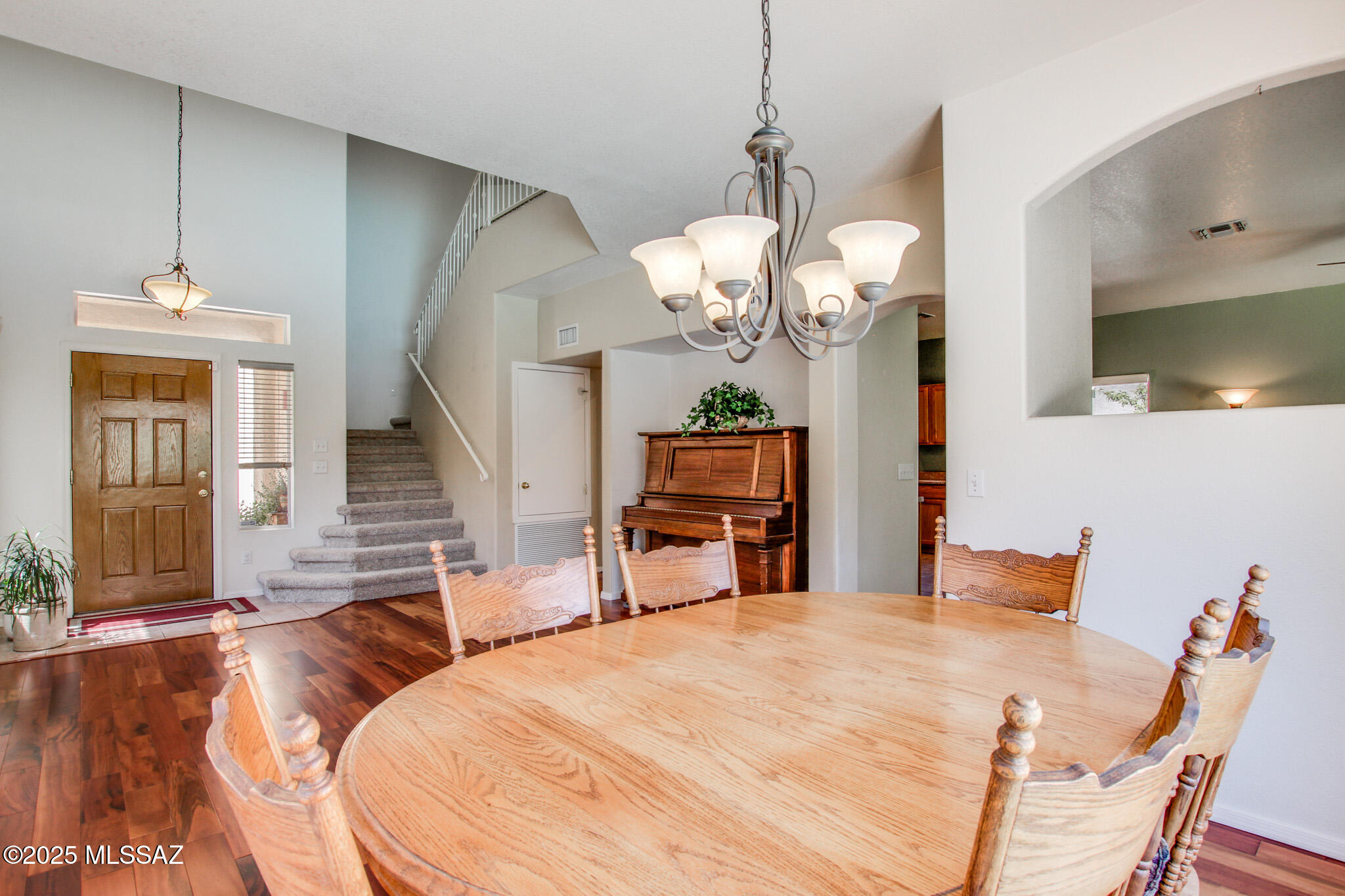 9039 E Autumn Sage Street