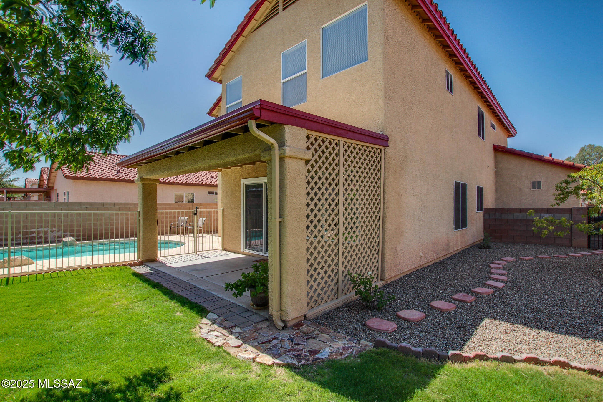 9039 E Autumn Sage Street