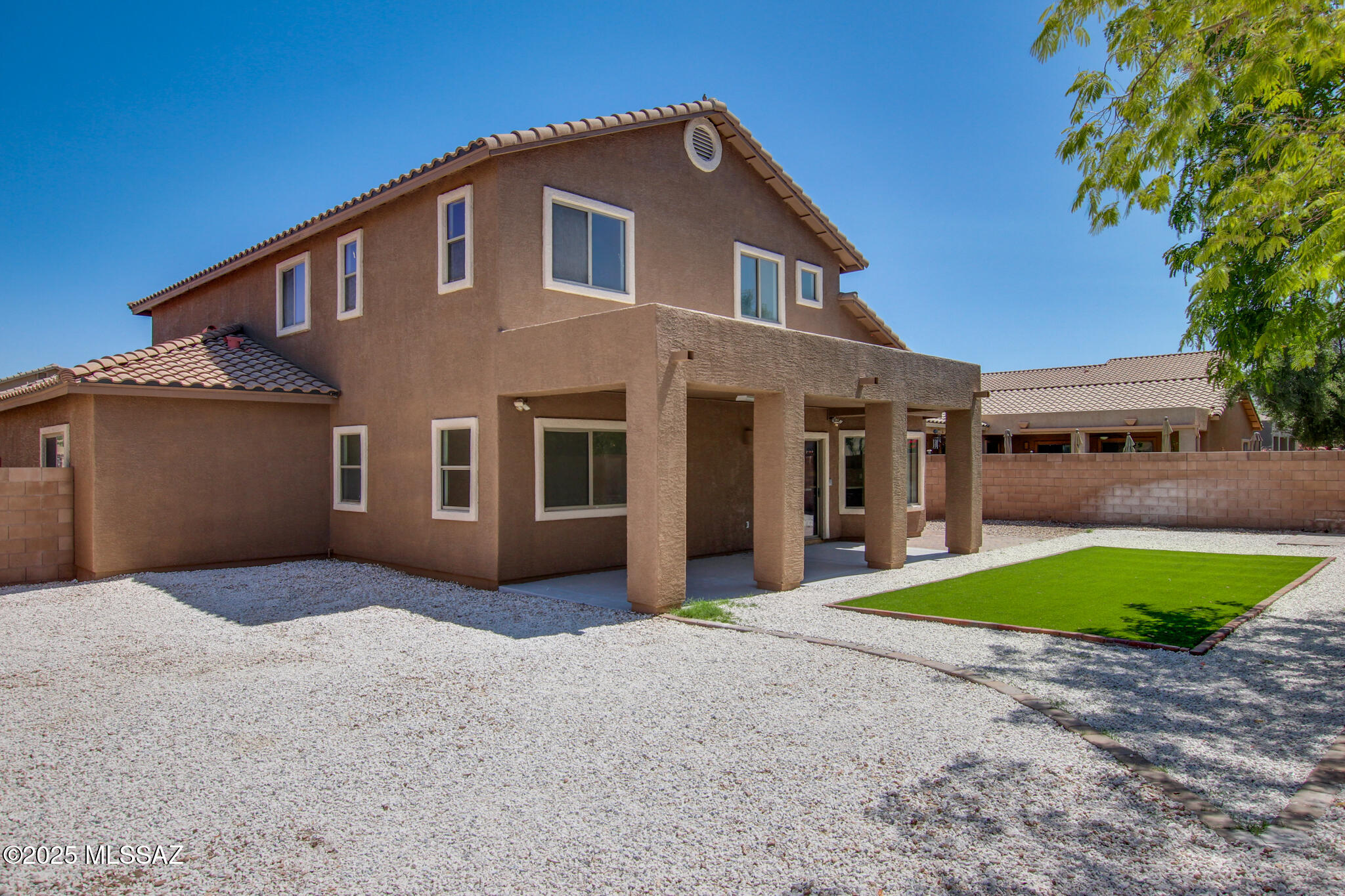 11075 W Aplomado Drive