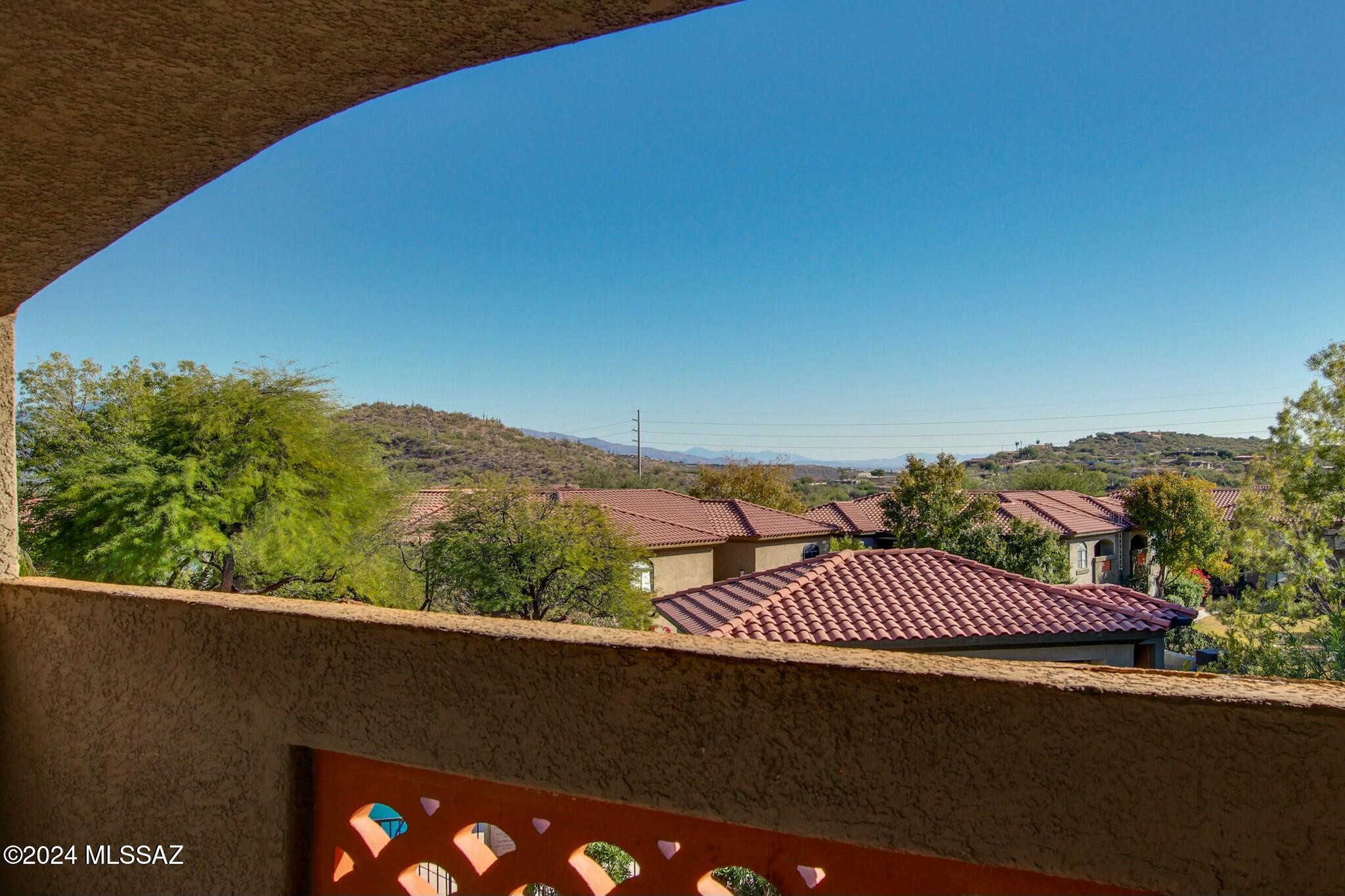 5751 N Kolb Road Unit: 39202
