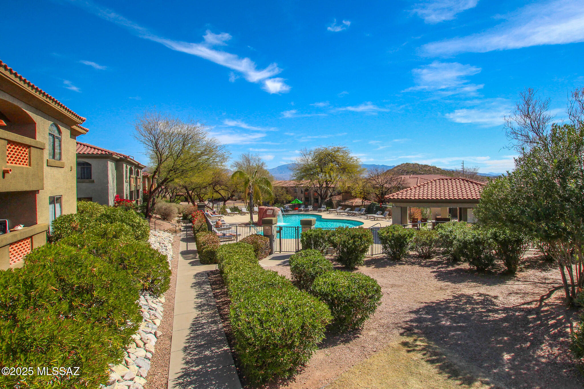 5751 N Kolb Road Unit: 39202