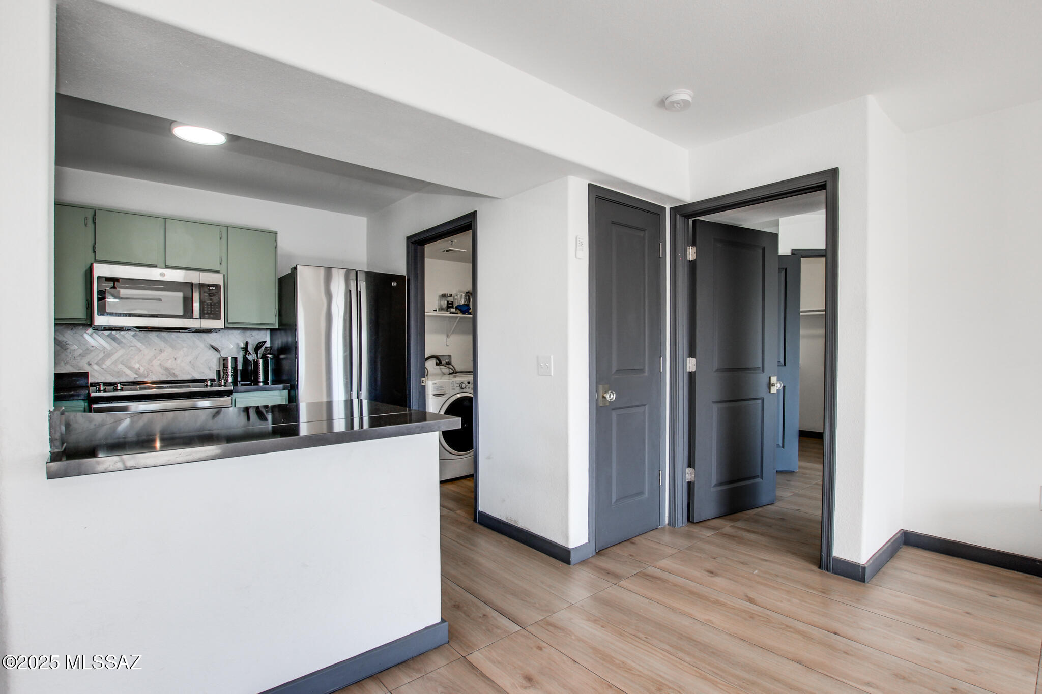 5751 N Kolb Road Unit: 39202