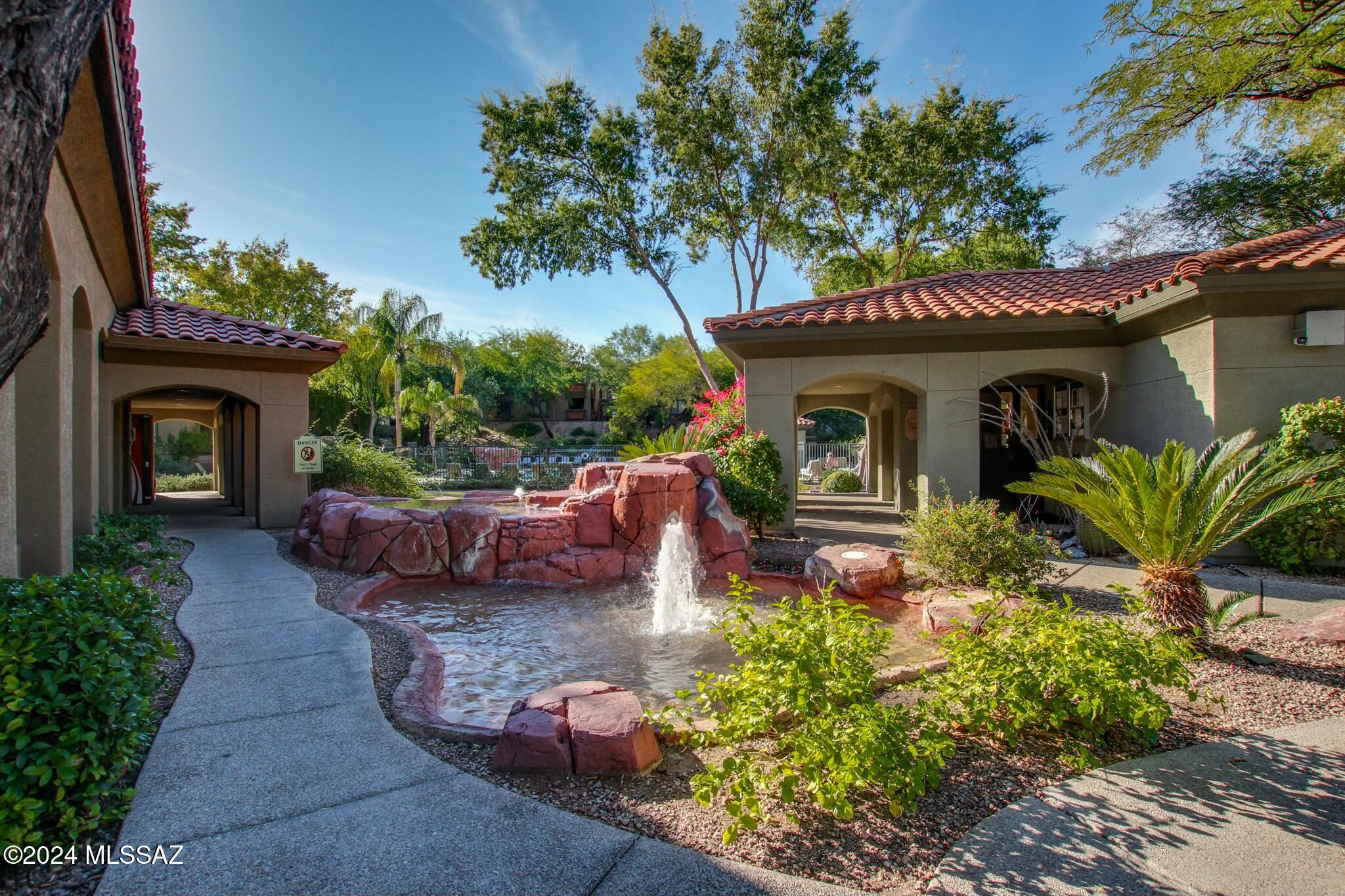 5751 N Kolb Road Unit: 39202