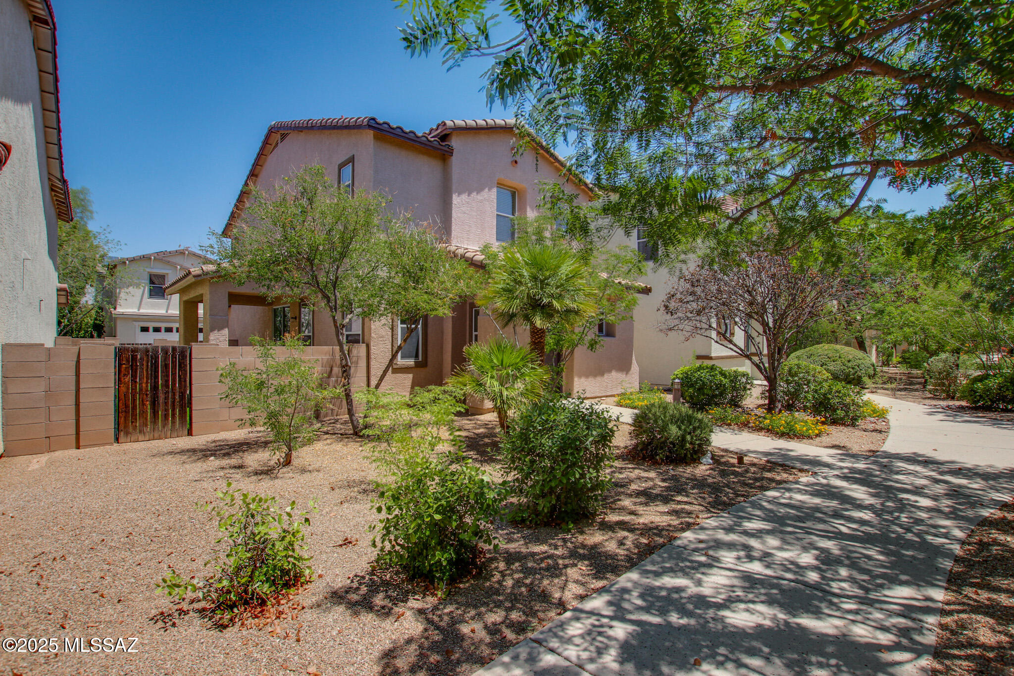 2776 N Neruda Lane