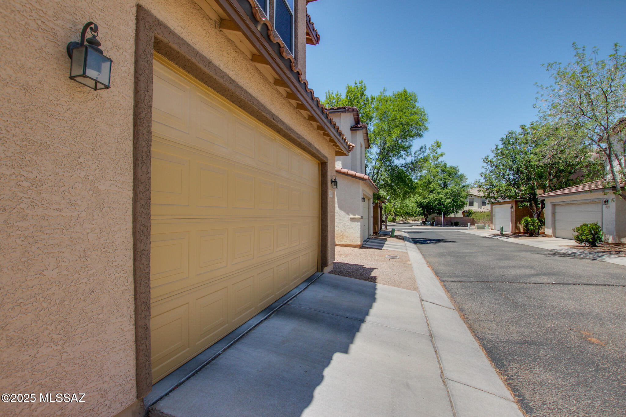 2776 N Neruda Lane