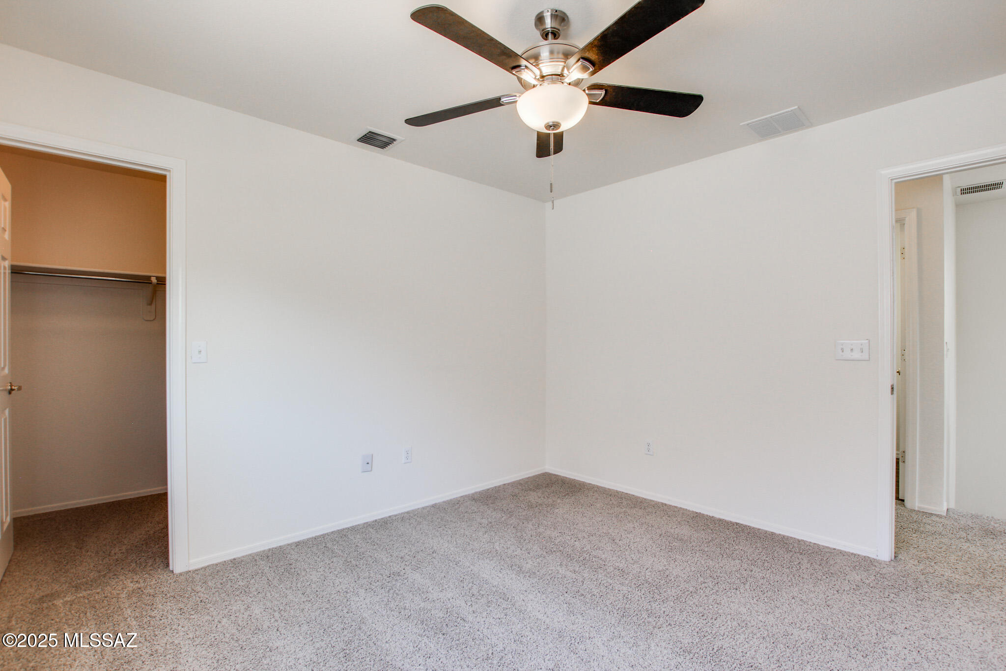 2776 N Neruda Lane