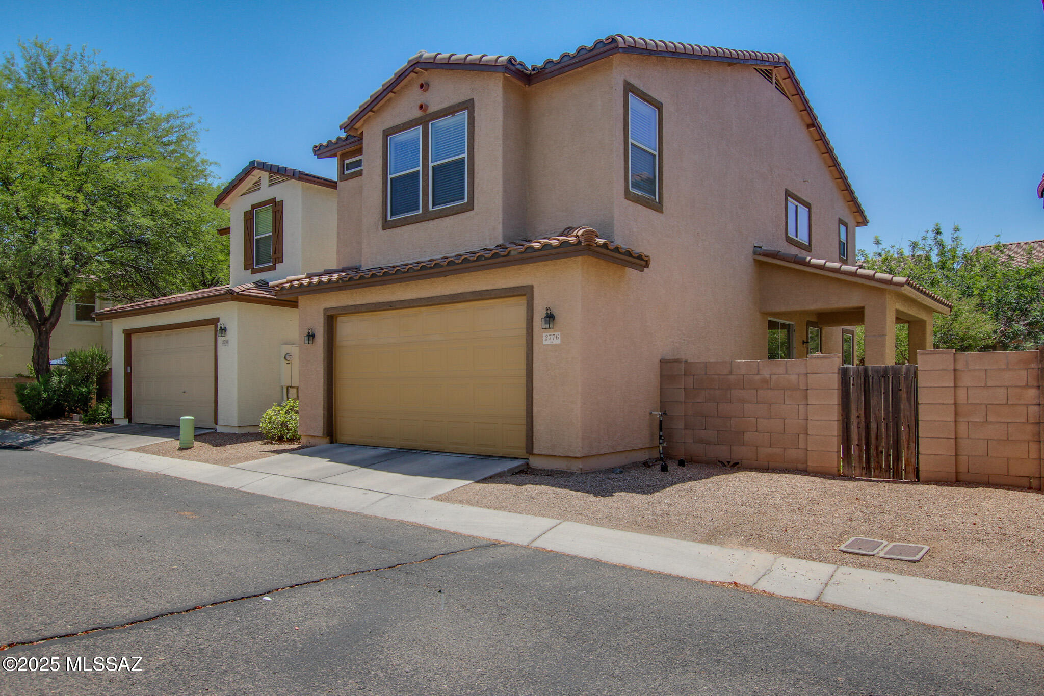 2776 N Neruda Lane