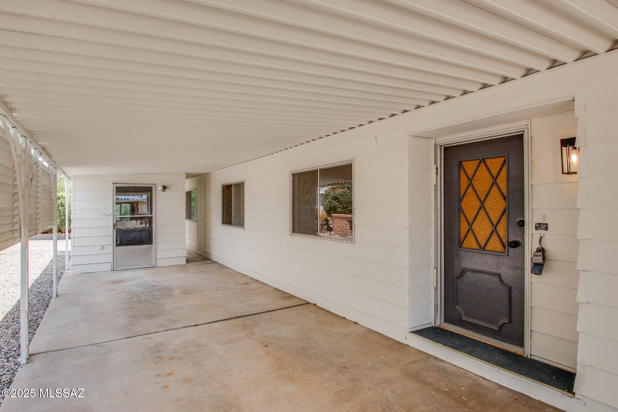 270 W Pinon