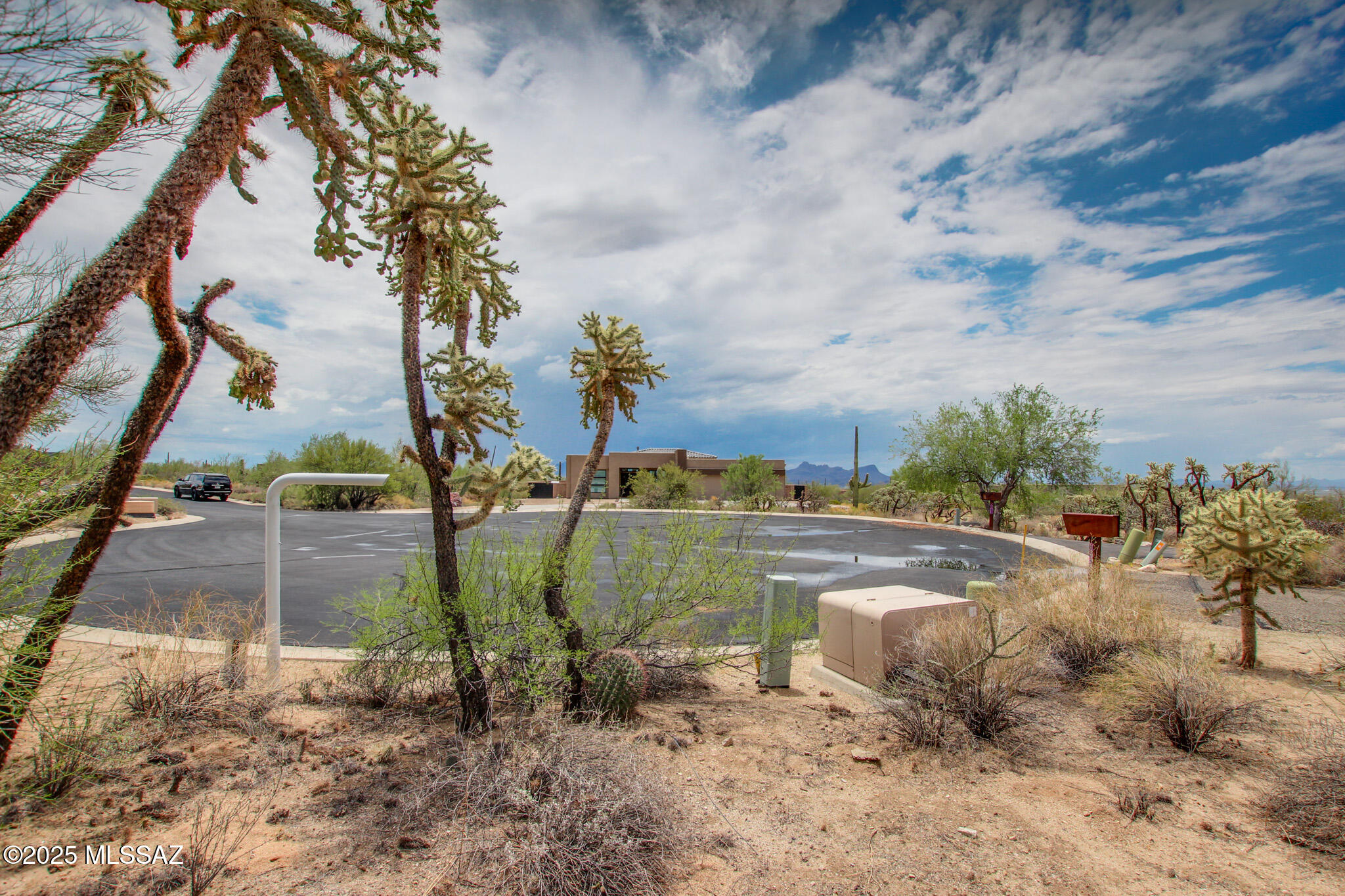 6043 W Quail Nest Place Unit: 10