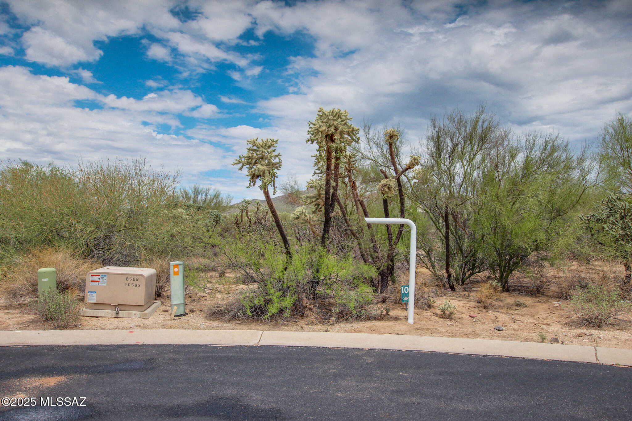 6043 W Quail Nest Place Unit: 10