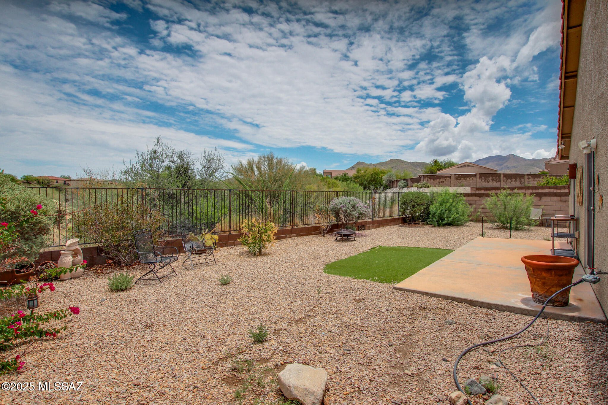 769 S Painted River Way