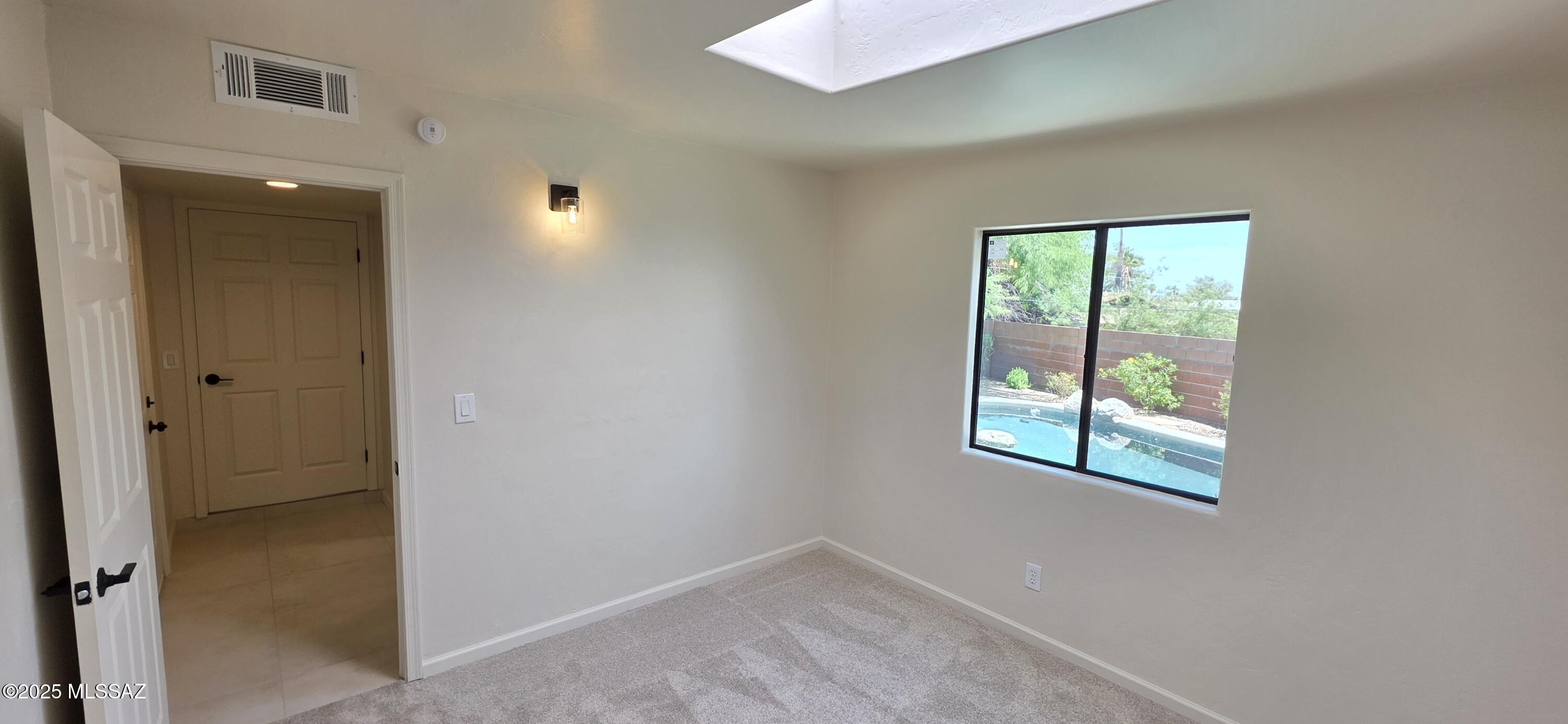 4033 W Isis Drive