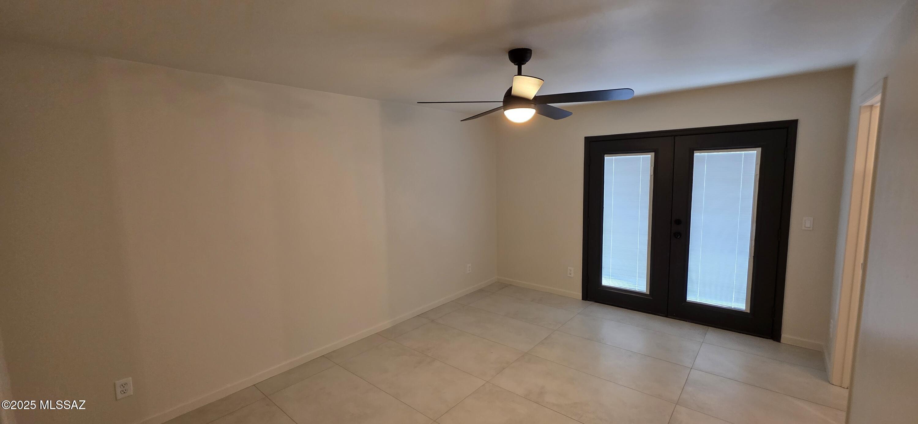 4033 W Isis Drive