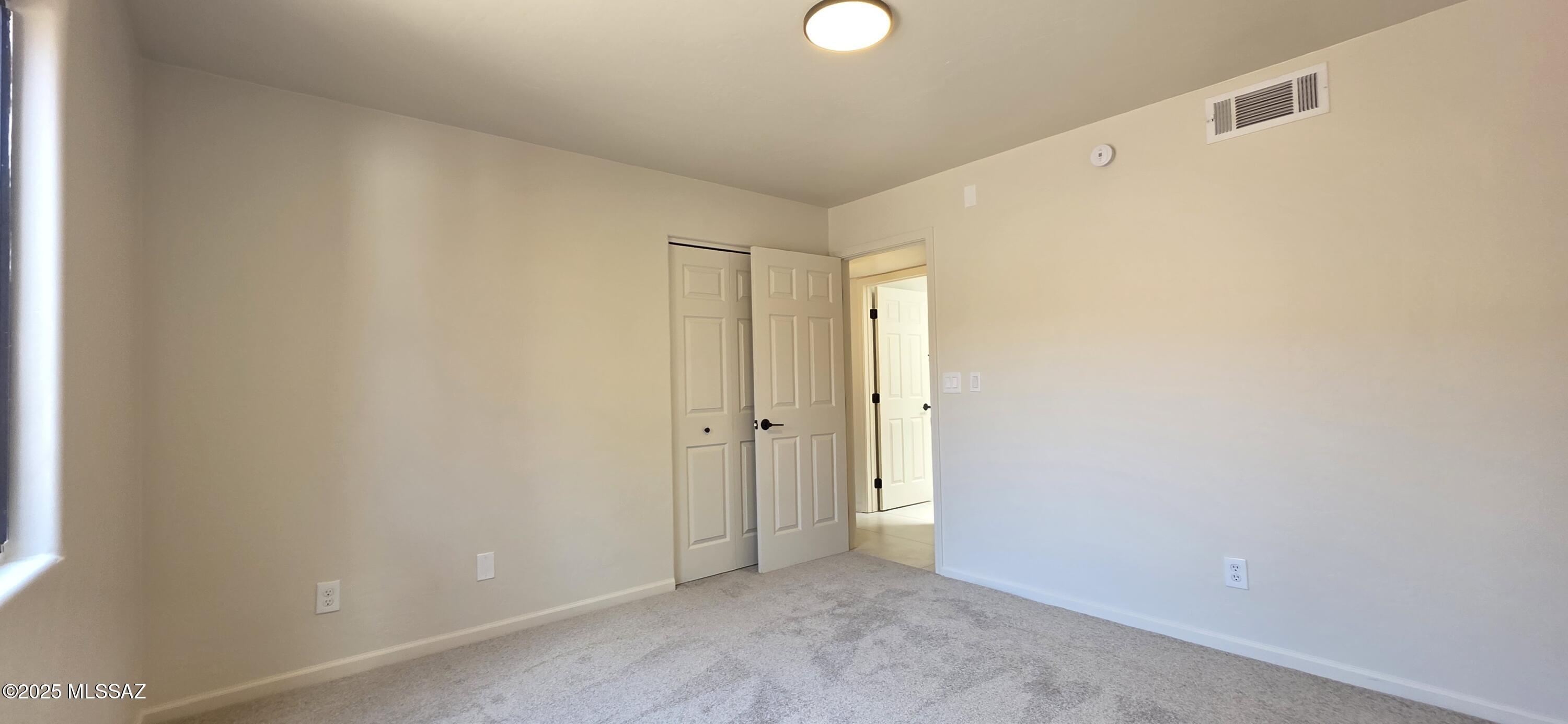 4033 W Isis Drive