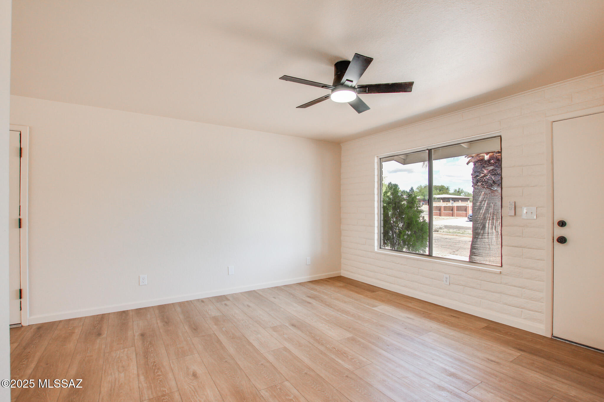 2965 W San Juan Terrace
