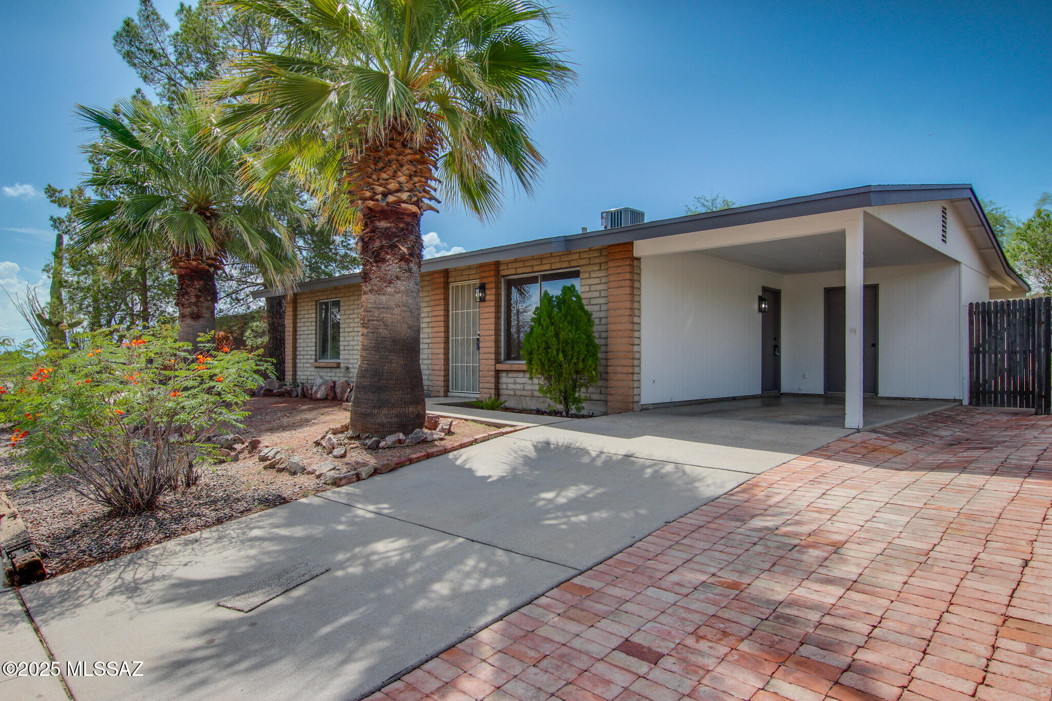 2965 W San Juan Terrace