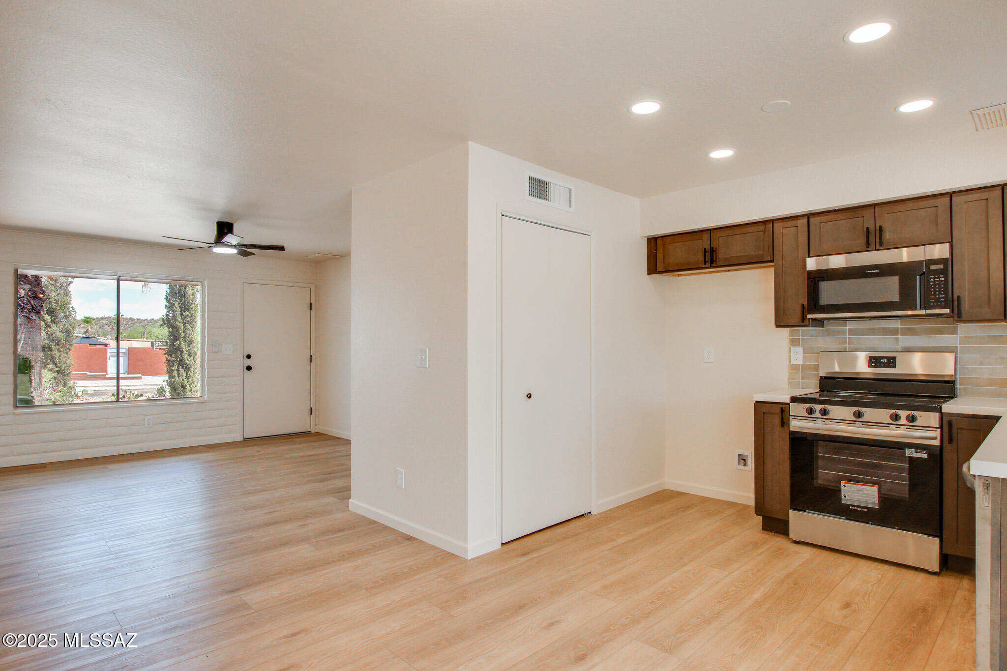 2965 W San Juan Terrace