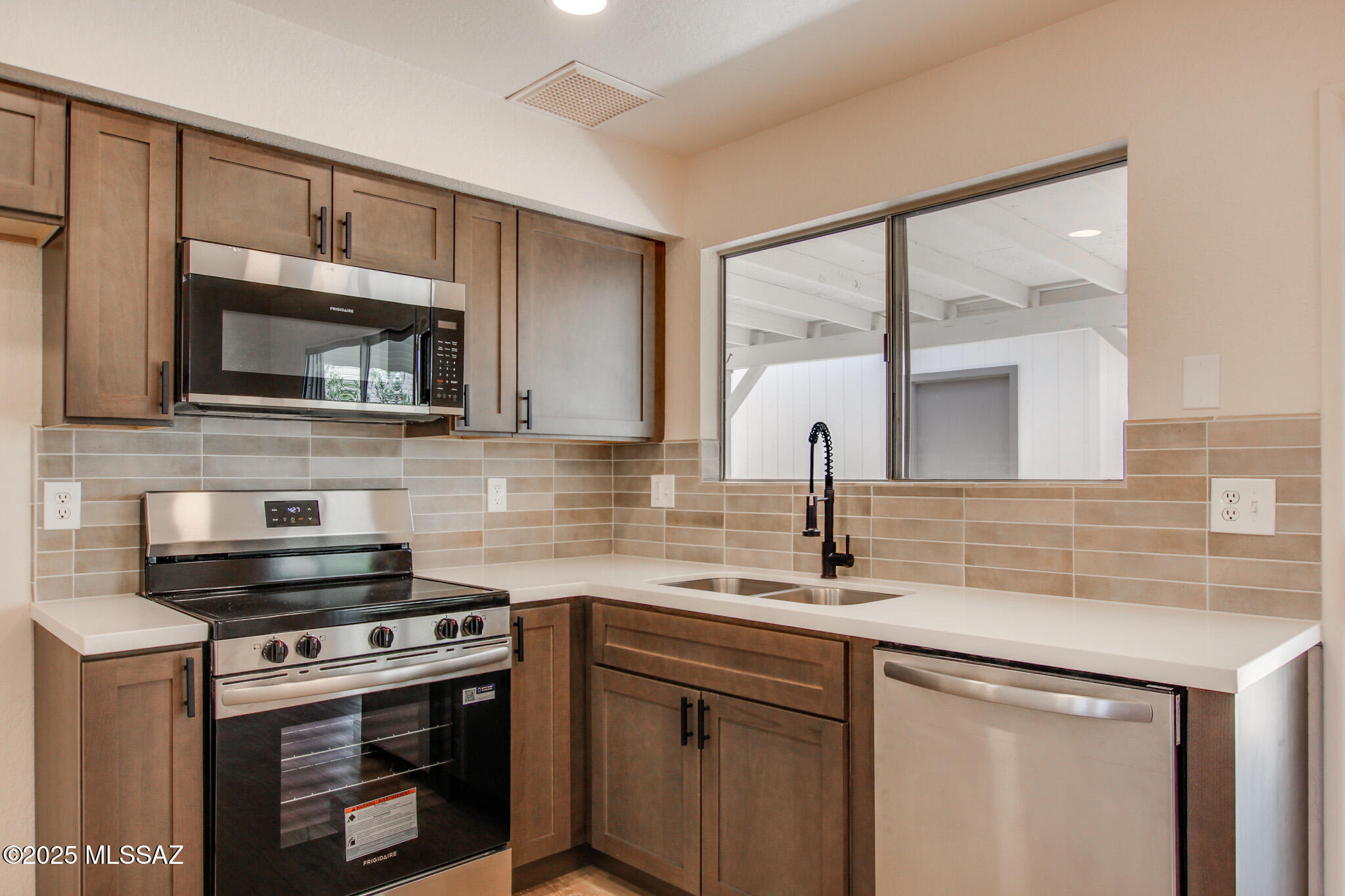 2965 W San Juan Terrace