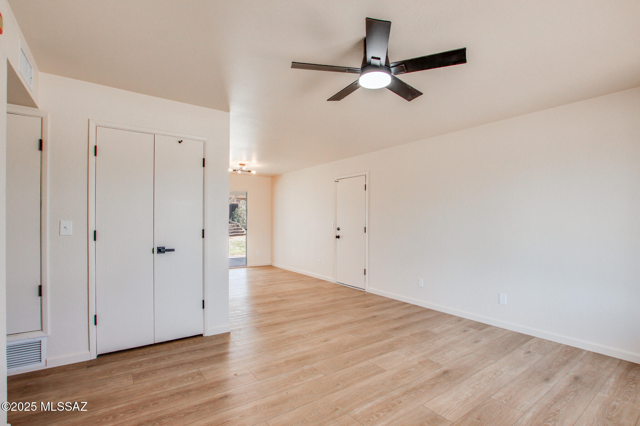 2965 W San Juan Terrace