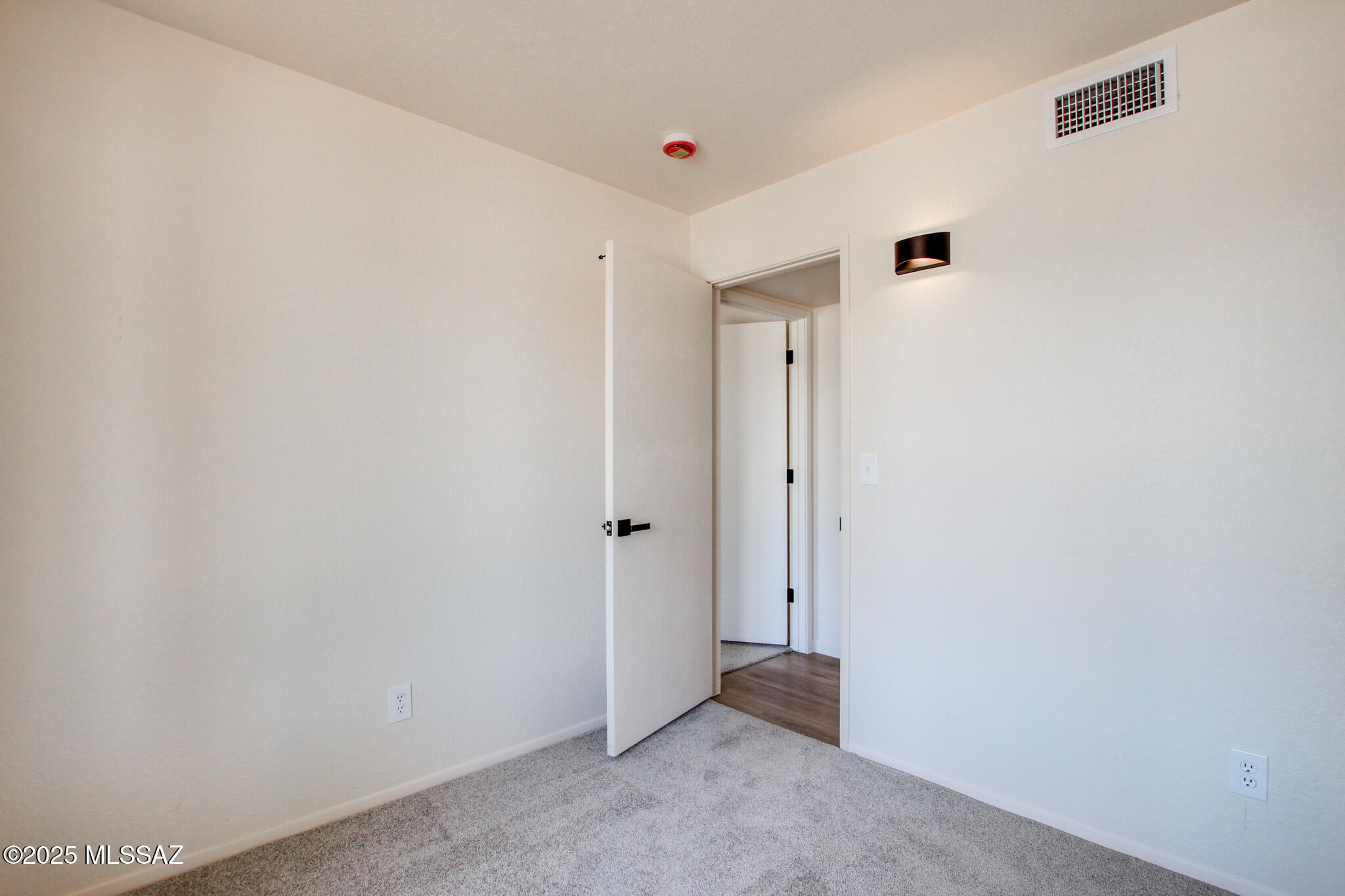 2965 W San Juan Terrace
