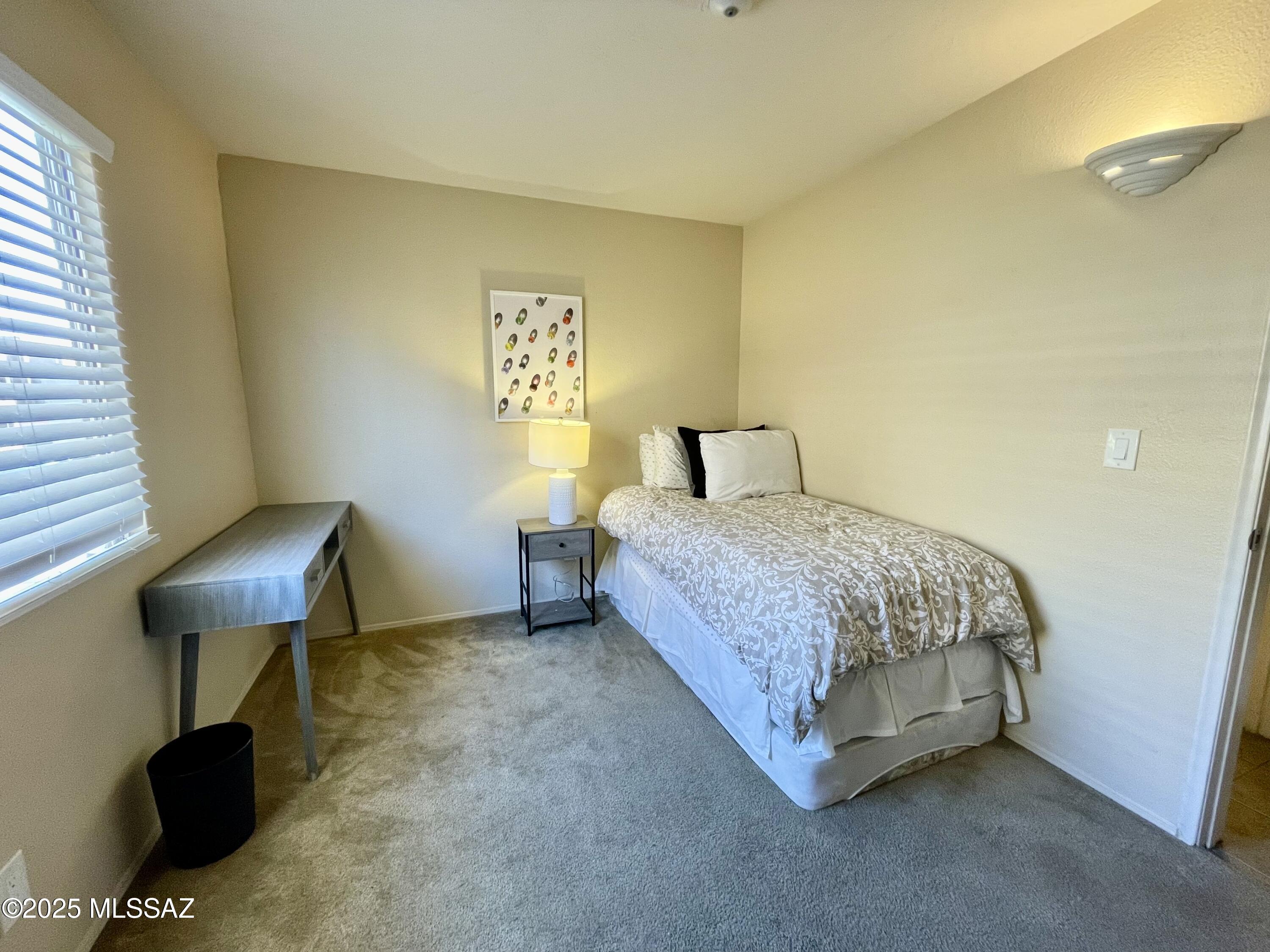 1810 E Blacklidge Drive Unit: 415