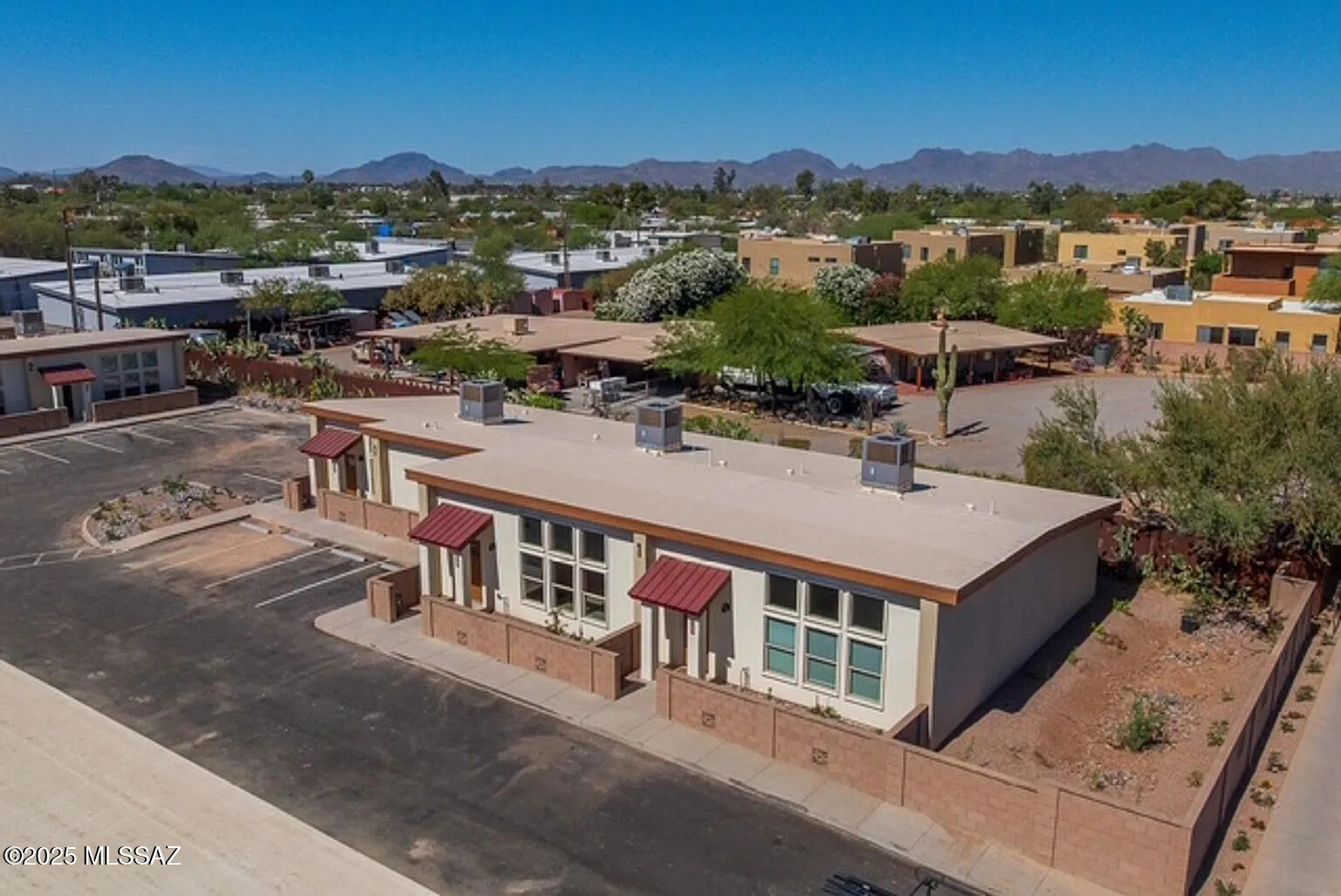 544 E Limberlost Drive Unit: 1102
