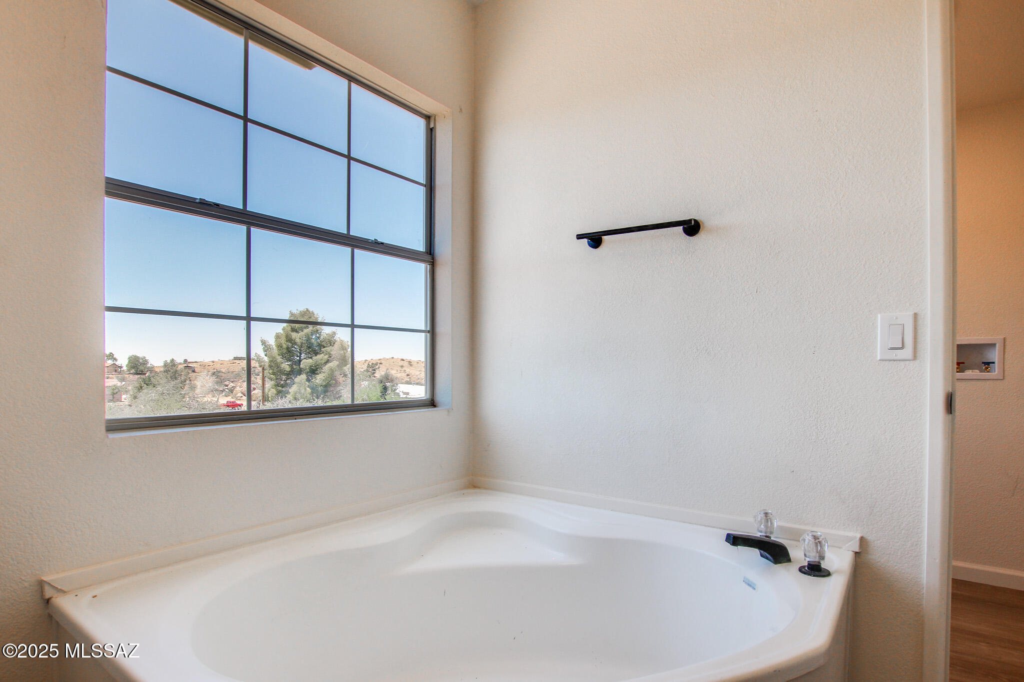 1324 W Apache Joe Court