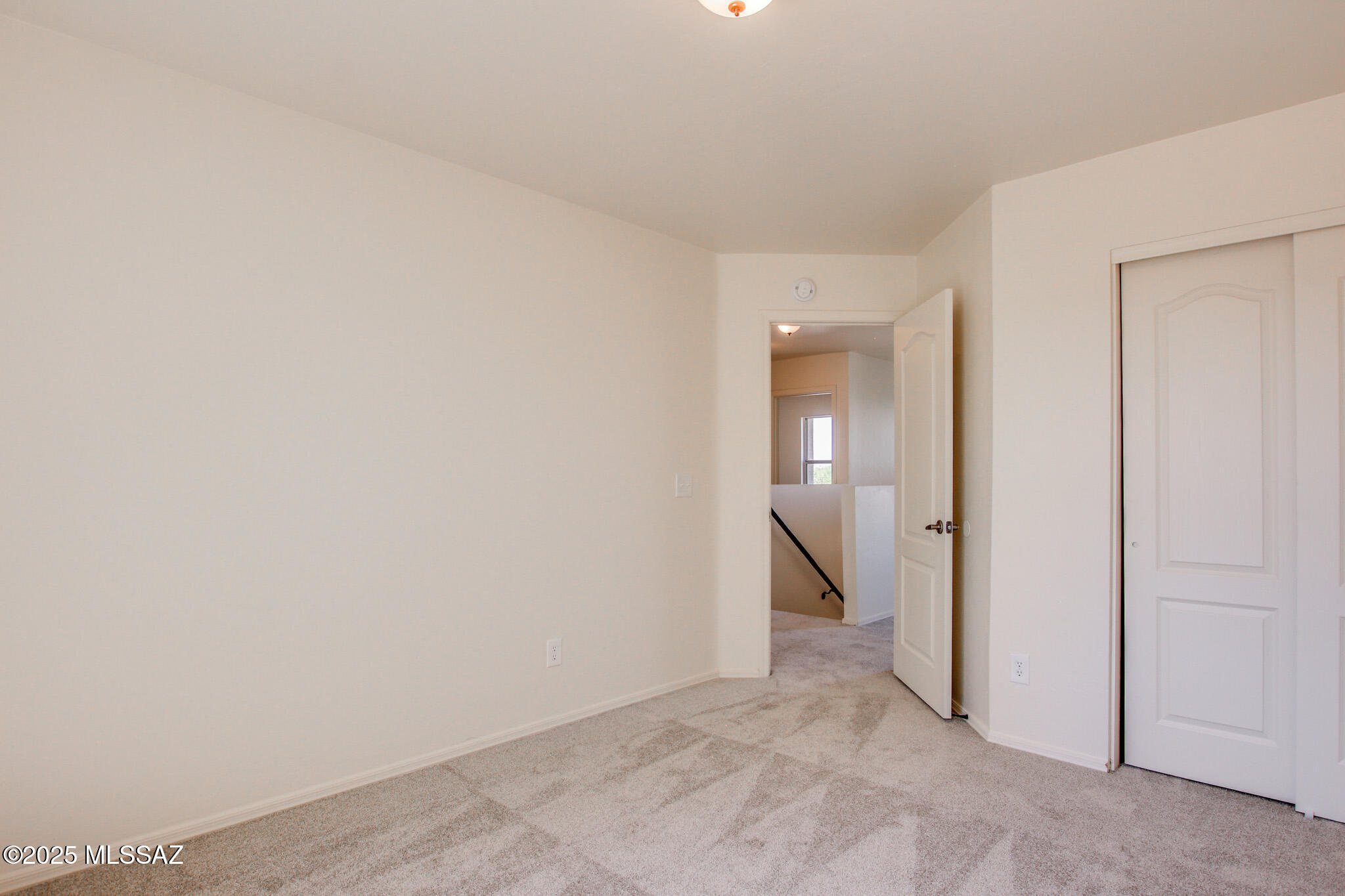 6257 E Stonechat Drive